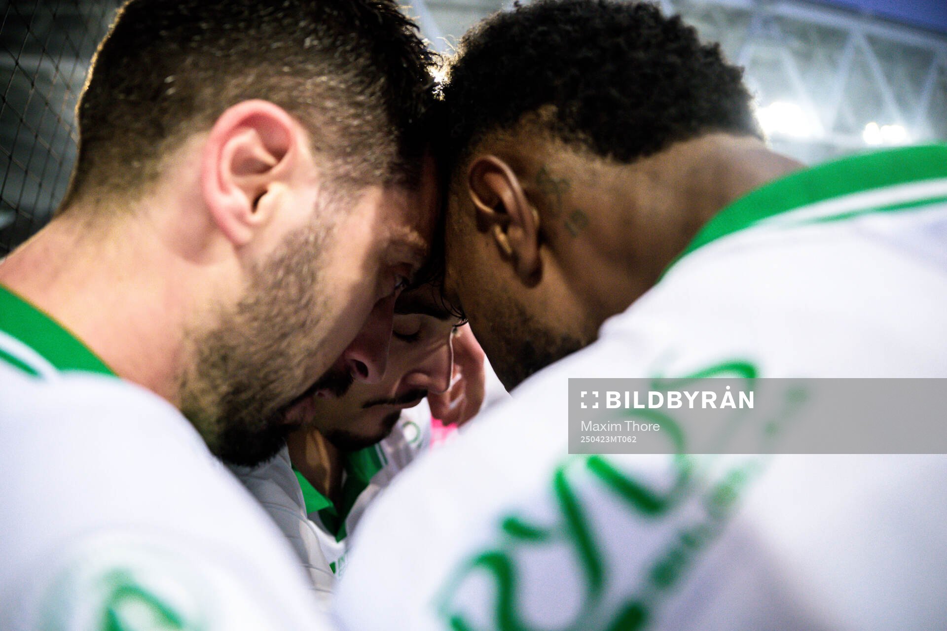 Hammarbys Sebastian Tounekti och Jusef Erabi jublar