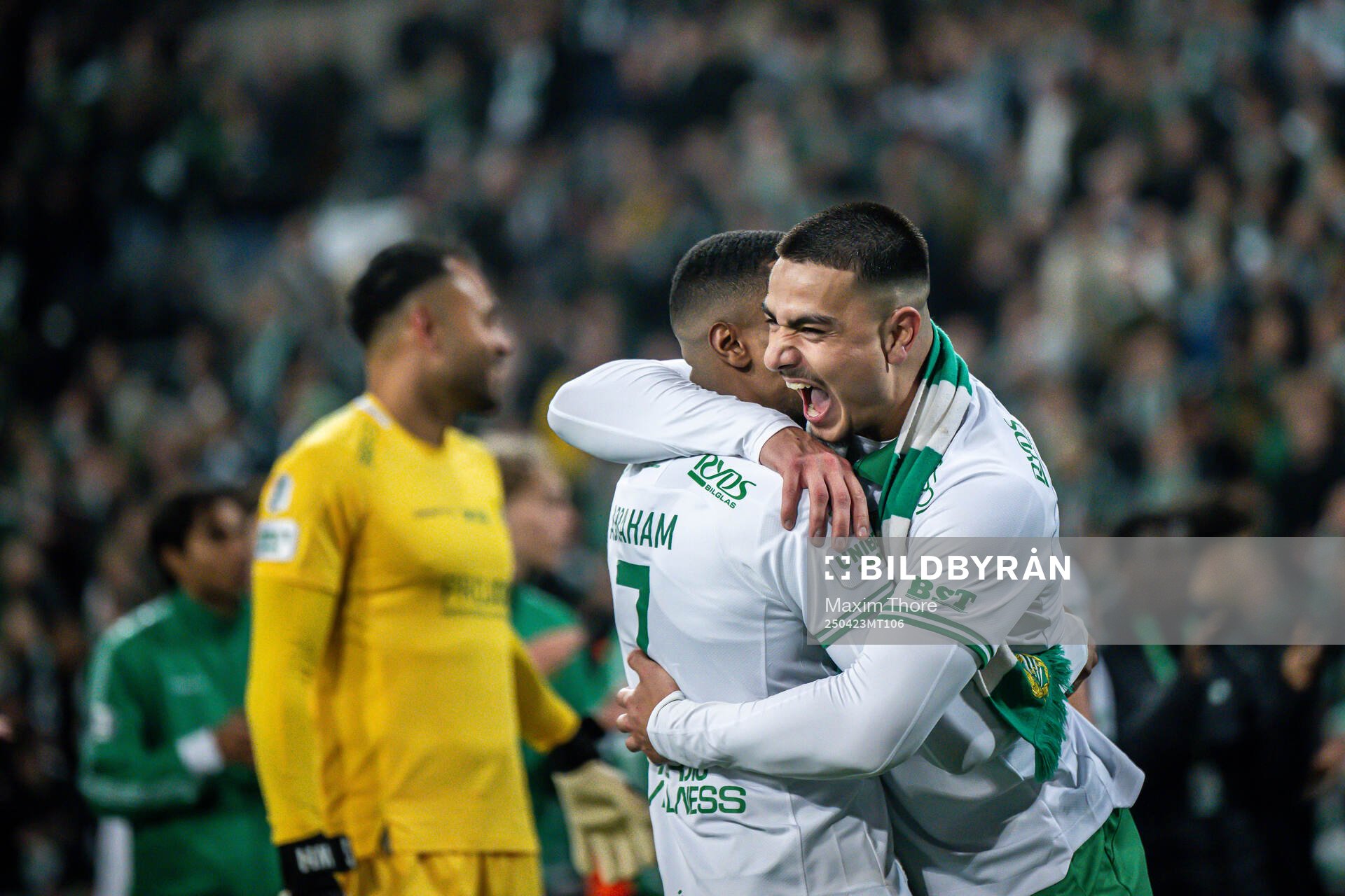 Hammarbys Paulos Abraham och Jusef Erabi jubalr