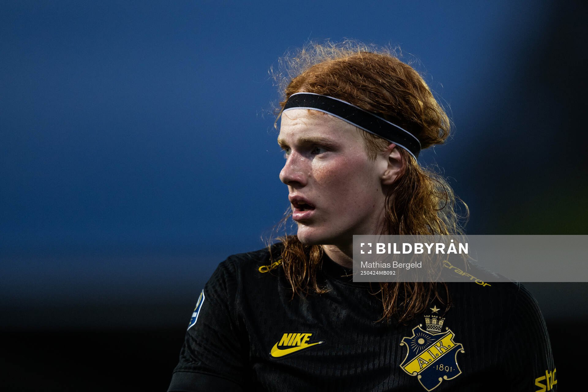 AIKs Elvis van der Laan under fotbollsmatchen i Allsvenskan mellan Värnamo och AIK den 24 april 2025 i Värnamo. 