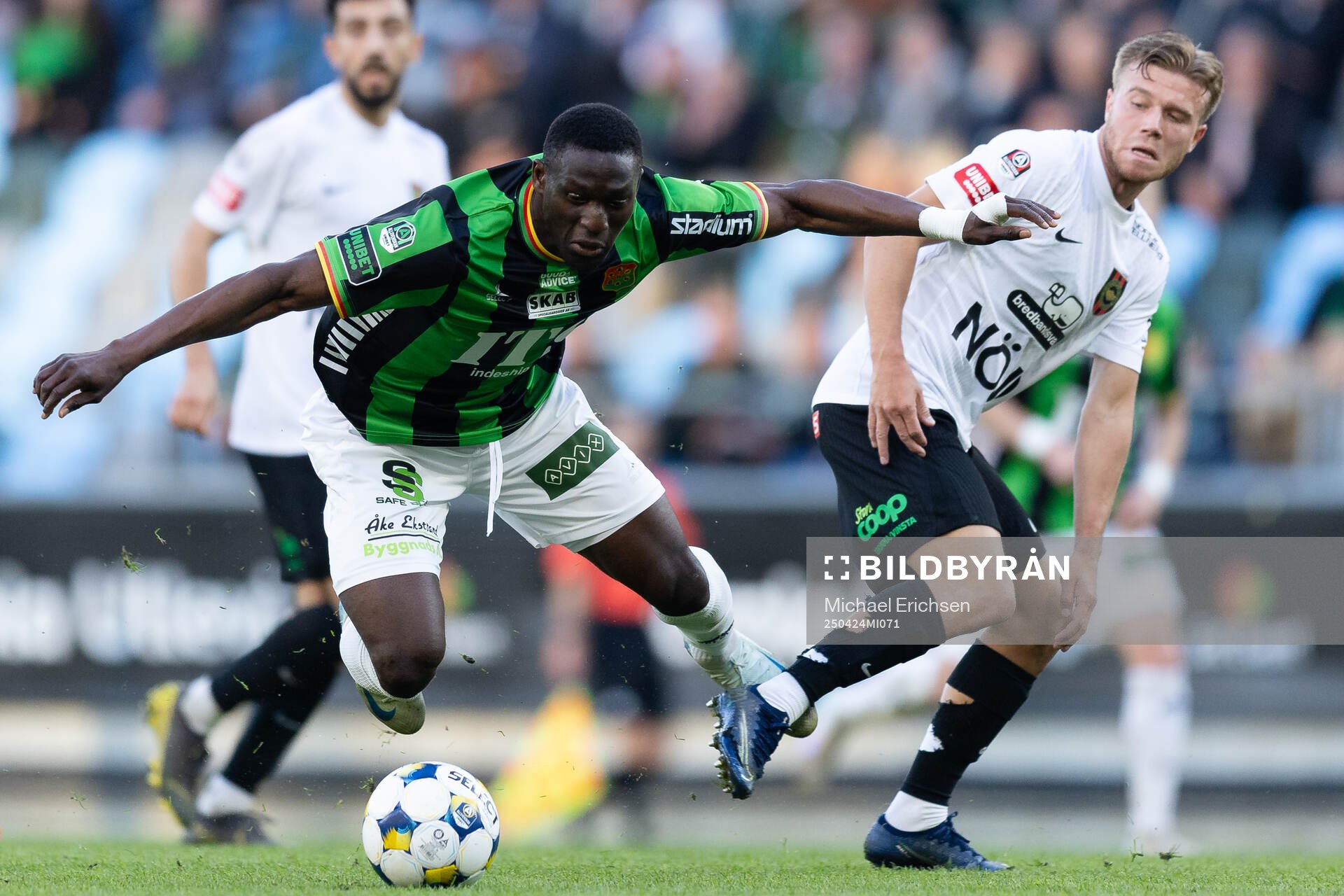 GAIS Ibrahim Diabate och Brommapojkarnas Wilmer Odefalk