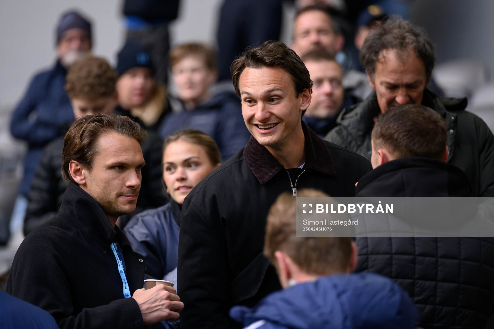 Djurgårdens Albin Ekdal och Hjalmar Ekdal på läktarplats