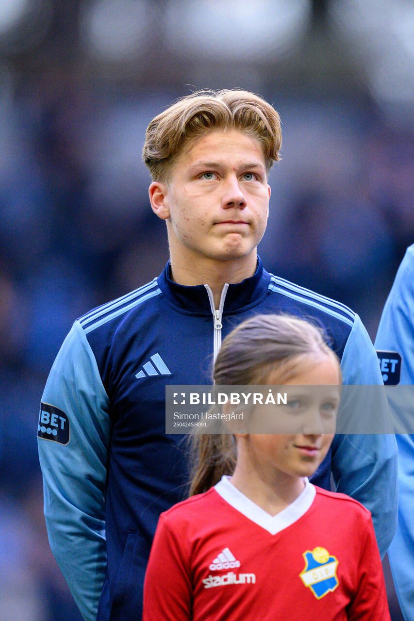 Djurgårdens Matias Siltanen inför fotbollsmatchen i Allsvenskan mellan Djurgården och Öster den 24 april 2025 i Stockholm. 