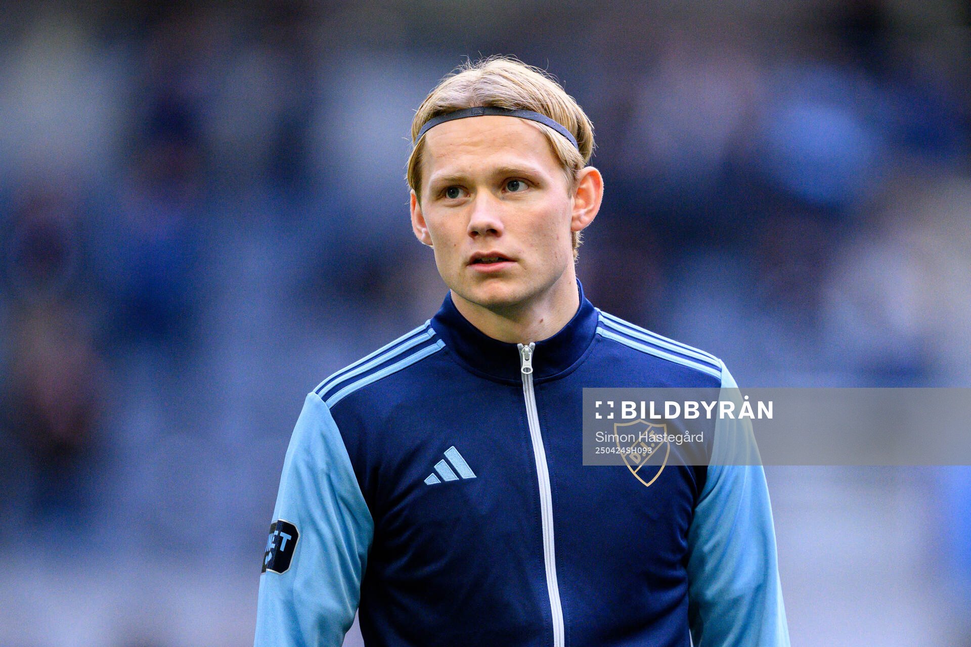 Djurgårdens Tobias Gulliksen inför fotbollsmatchen i Allsvenskan mellan Djurgården och Öster den 24 april 2025 i Stockholm. 