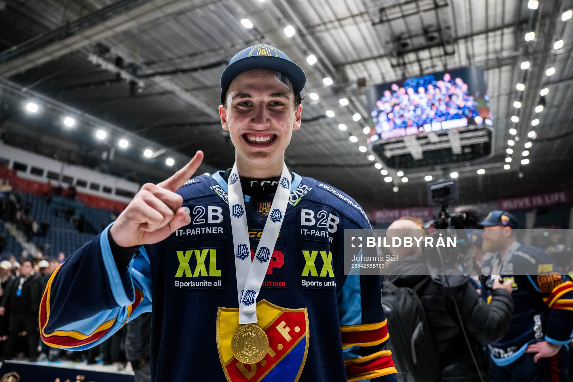 Djurgårdens Victor Eklund jublar