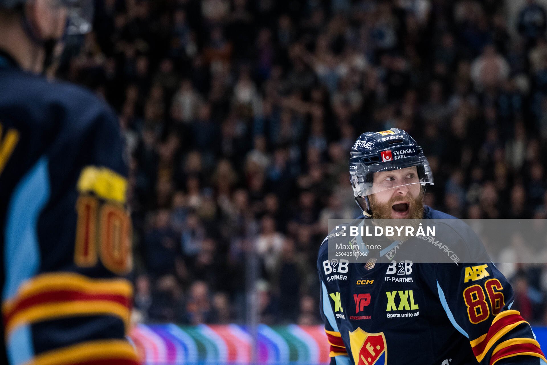 Djurgårdens Linus Klasen reagerar