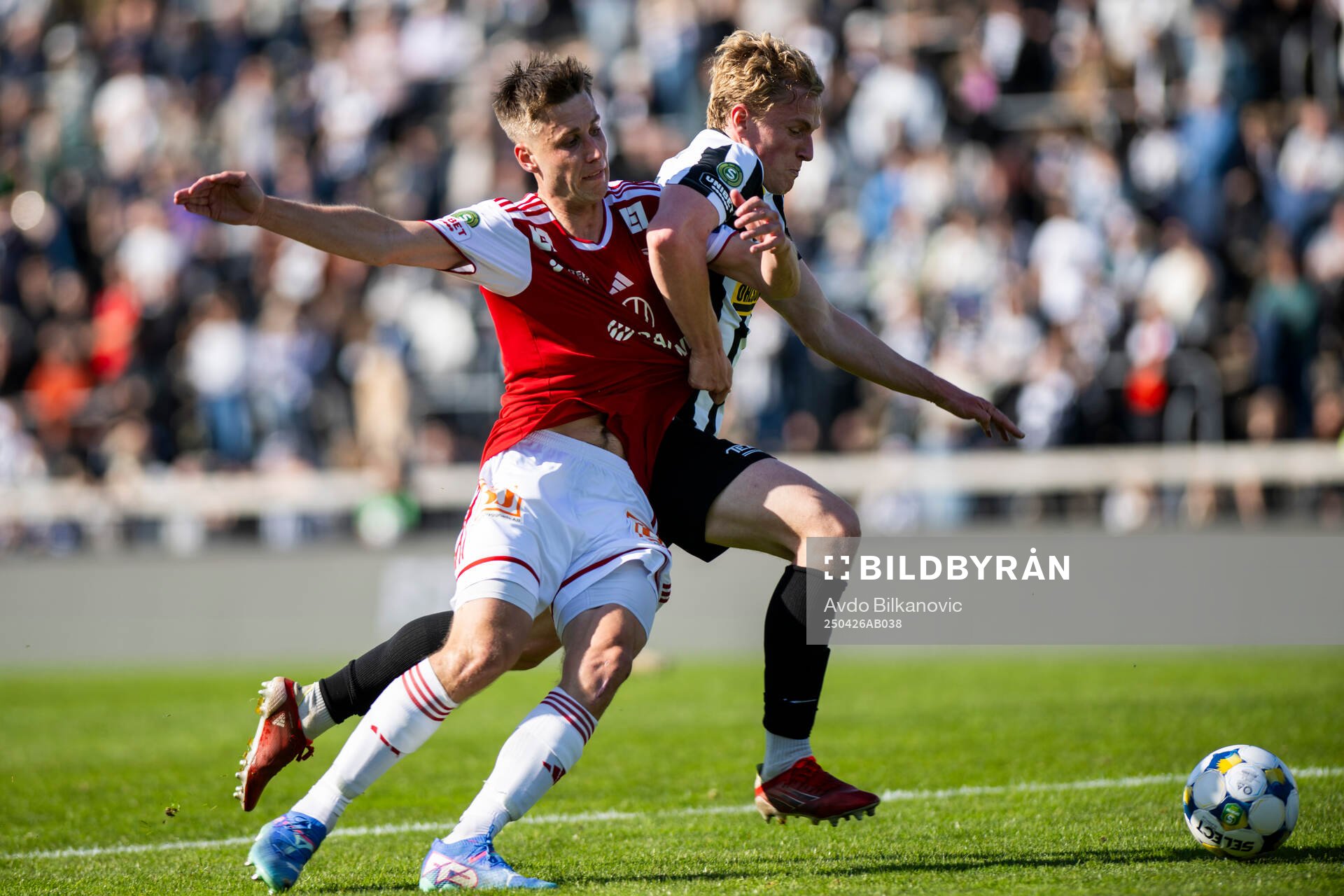 Landskronas Gustaf Westström och Sandvikens IFs Filip