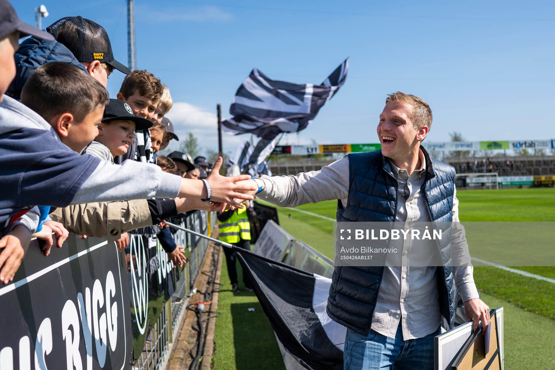 Landskronas tidigare lagkapten Philip Andersson hyllas