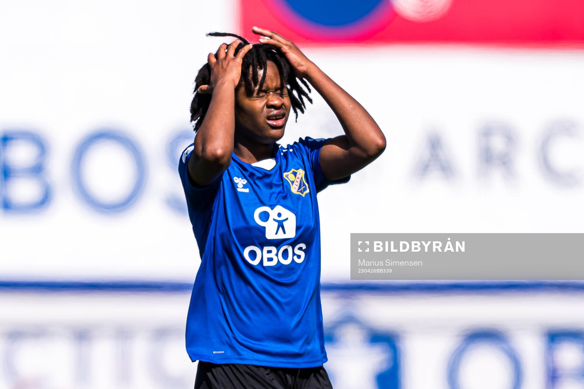 Joshualyn Favour Reeves of Lyn looks dejected