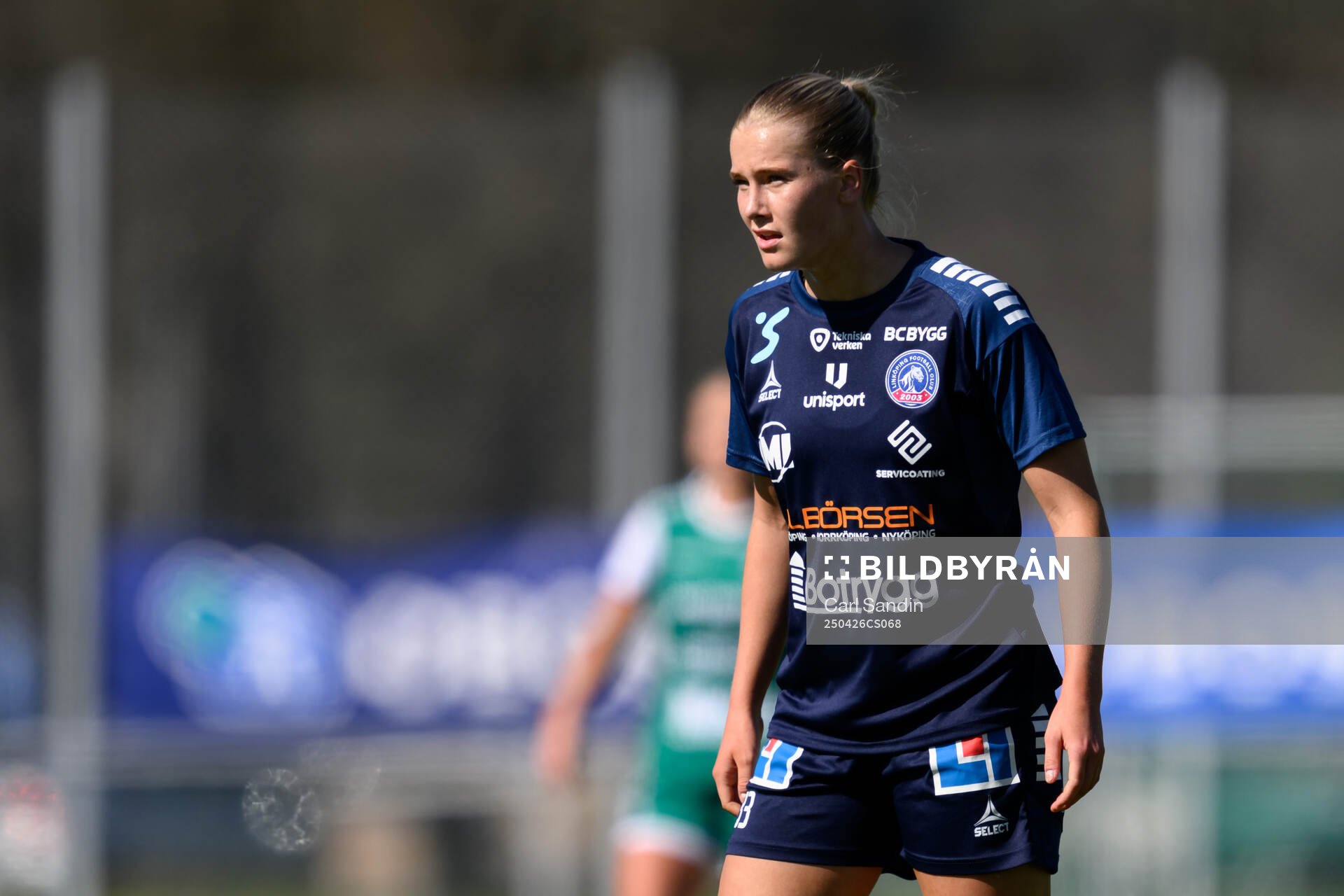 Linköpings Lilli Halttunen under fotbollsmatchen i Damallsvenskan mellan Alingsås och Linköping den 26 april 2025 i Alingsås. 
