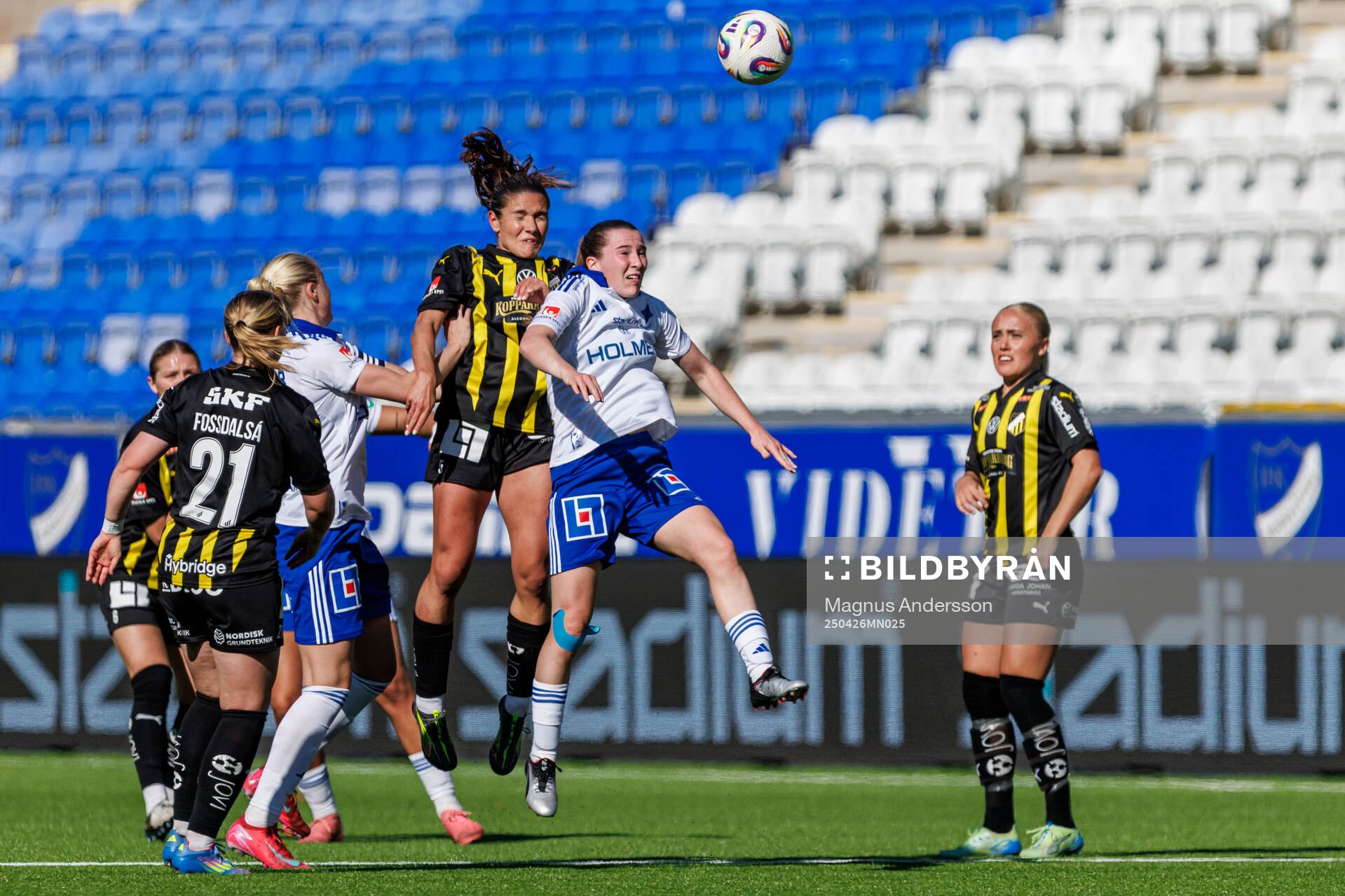 Häckens Mary Caroline Wickenheiser och IFK Norrköpings