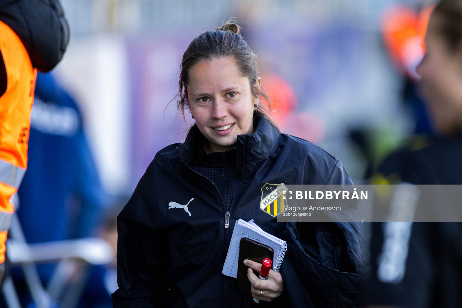 Häckens assisterande tränare Tiina Jukarainen