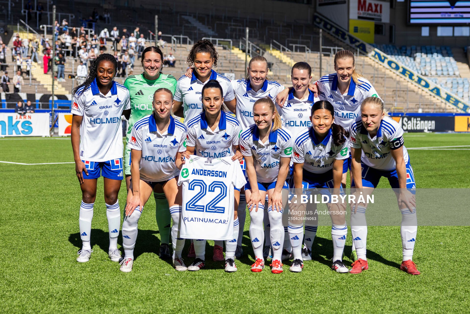IFK Norrköpings startelva inför fotbollsmatchen i Damallsvenskan mellan IFK Norrköping och Häcken den 26 april 2025 i Norrköping. 