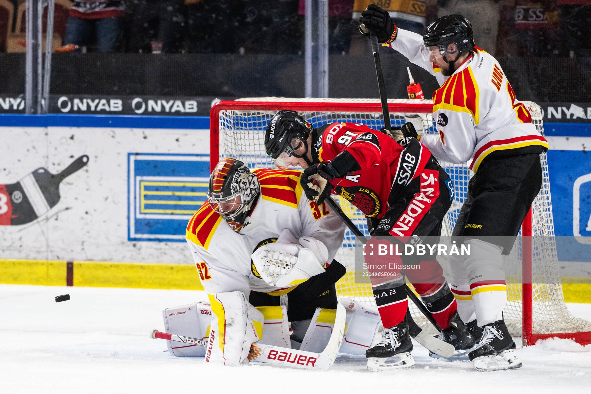 Brynäs målvakt Ludvig Persson och Luleås Brian
