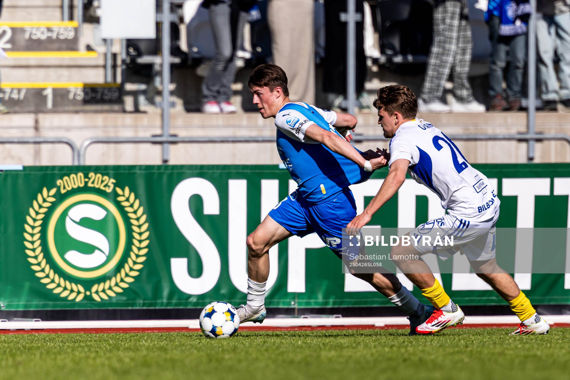 Oddevolds Adam Stroud och GIF Sundsvalls Edvard Carrick