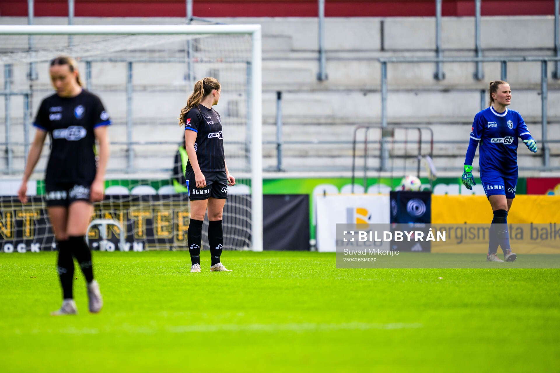 Växjös målvakt Maja Bay Östergaard deppar