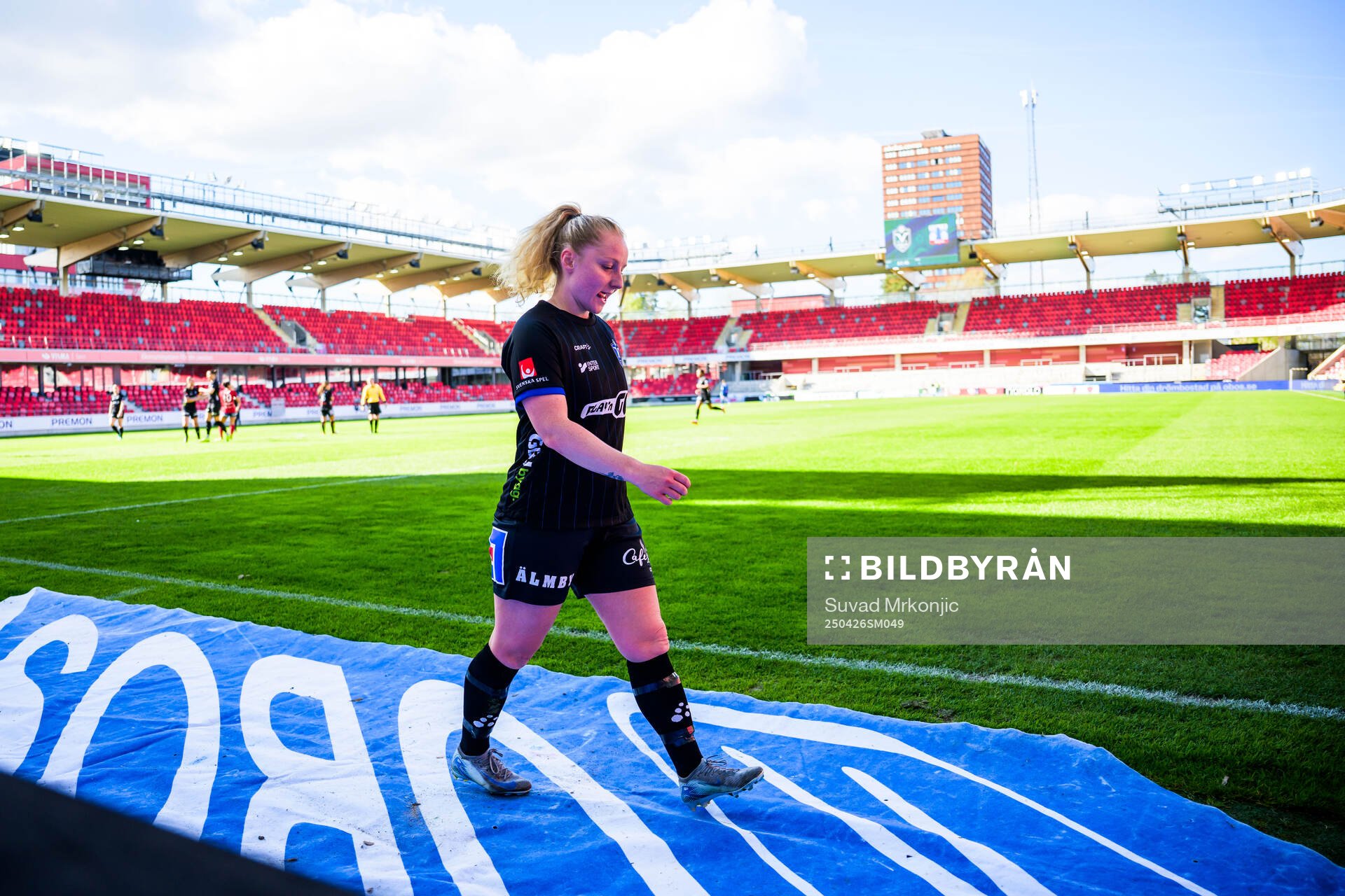 Växjö DFFs Sophia Redenstrand lämnar planen