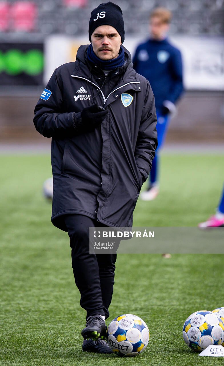 Umeå FCs assisterande tränare Jens Sjöström
