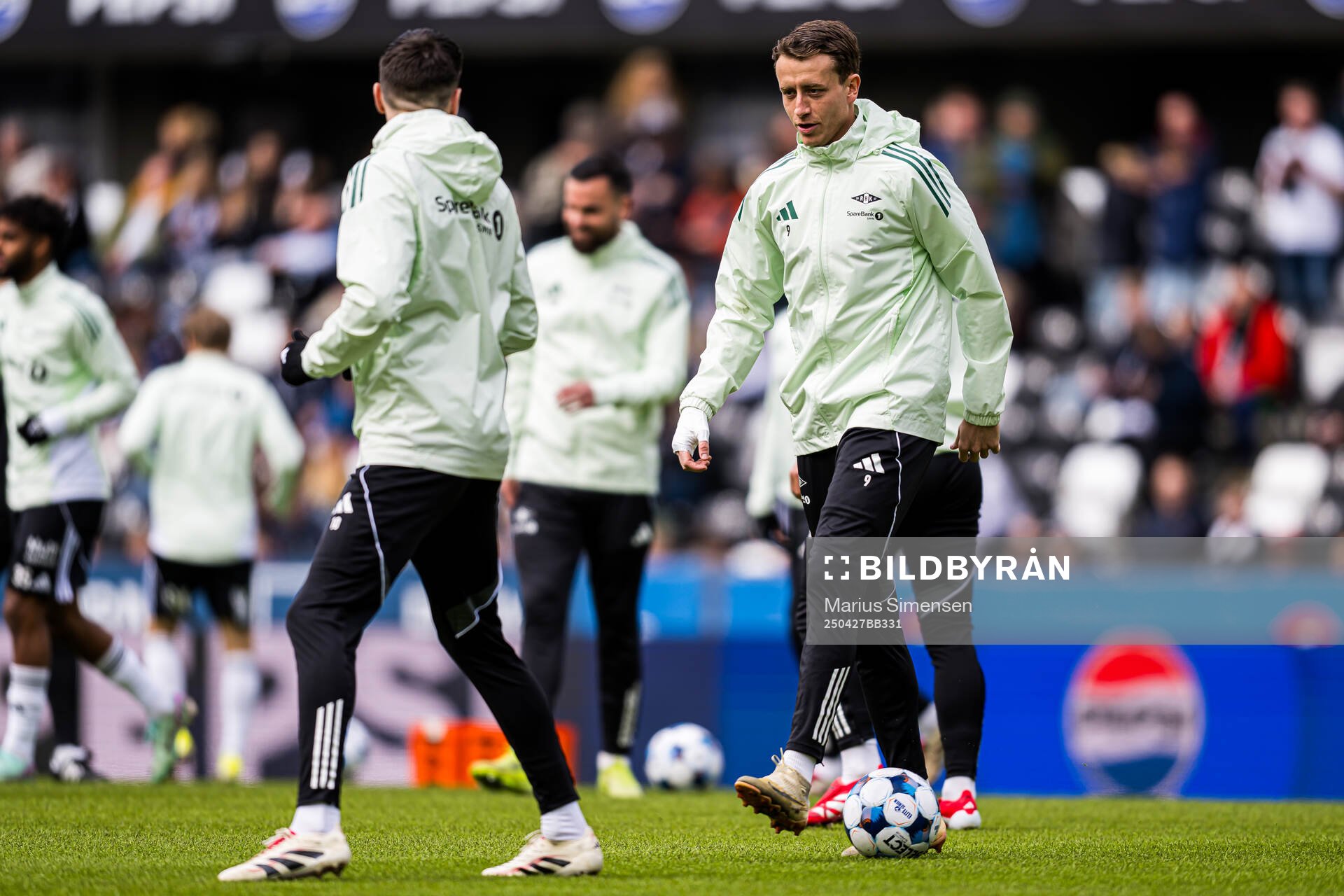 Ole Sæter of Rosenborg warms up