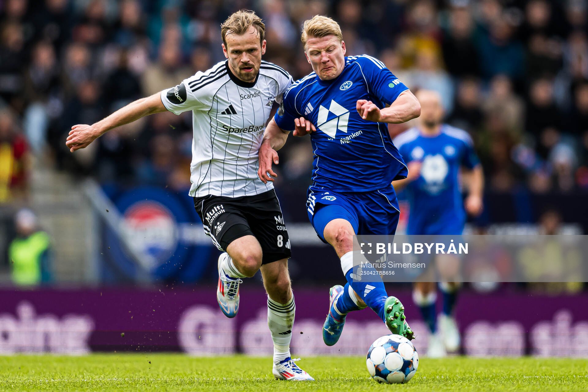 Iver Tobias Rørvik Fossum of Rosenborg and Kristian Eriksen of Molde during the Eliteserien match between Rosenborg and Molde on April 27, 2025 in Trondheim. 
