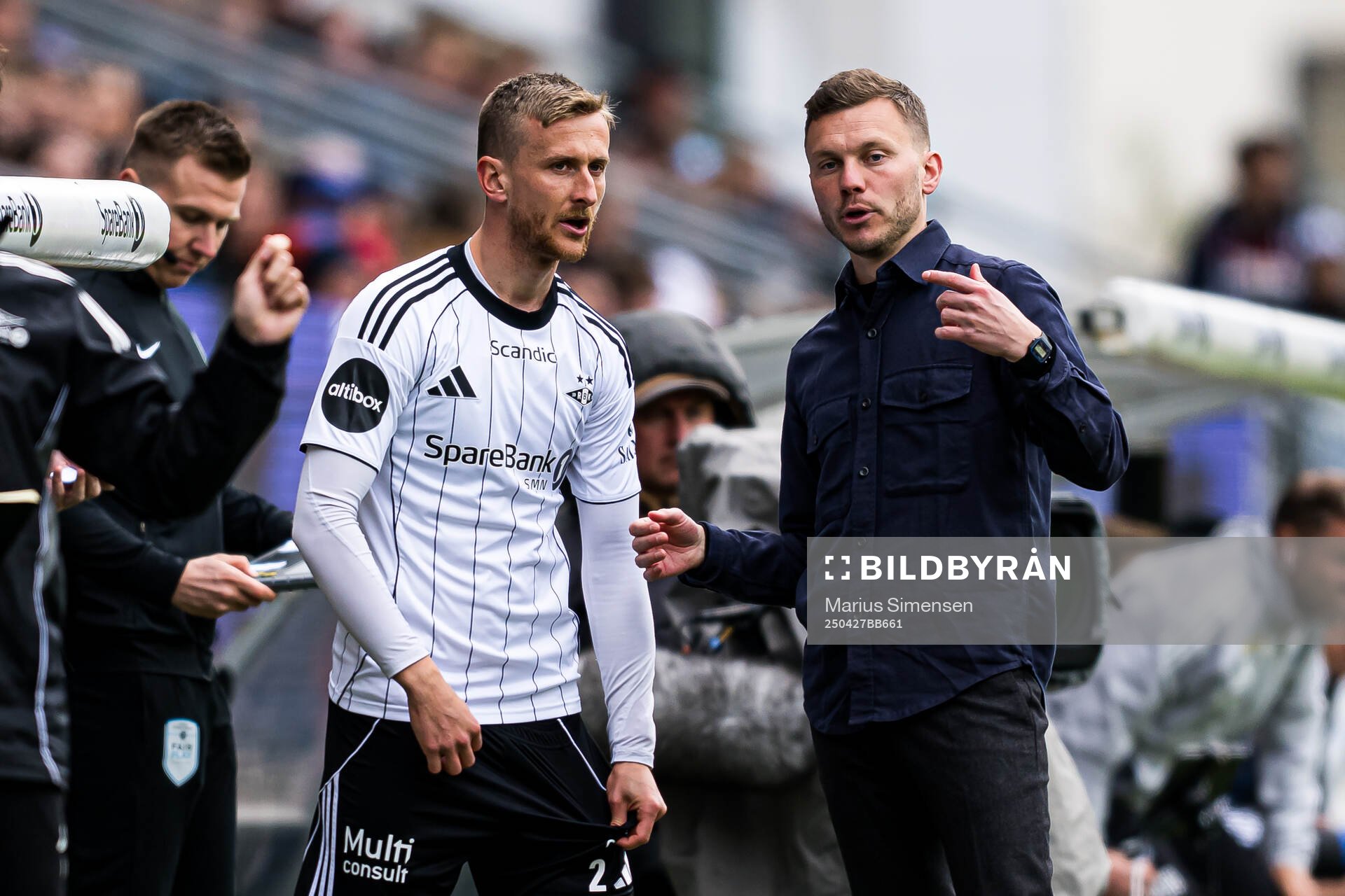 Erlend Dahl Reitan of Rosenborg and Alfred Johansson, head