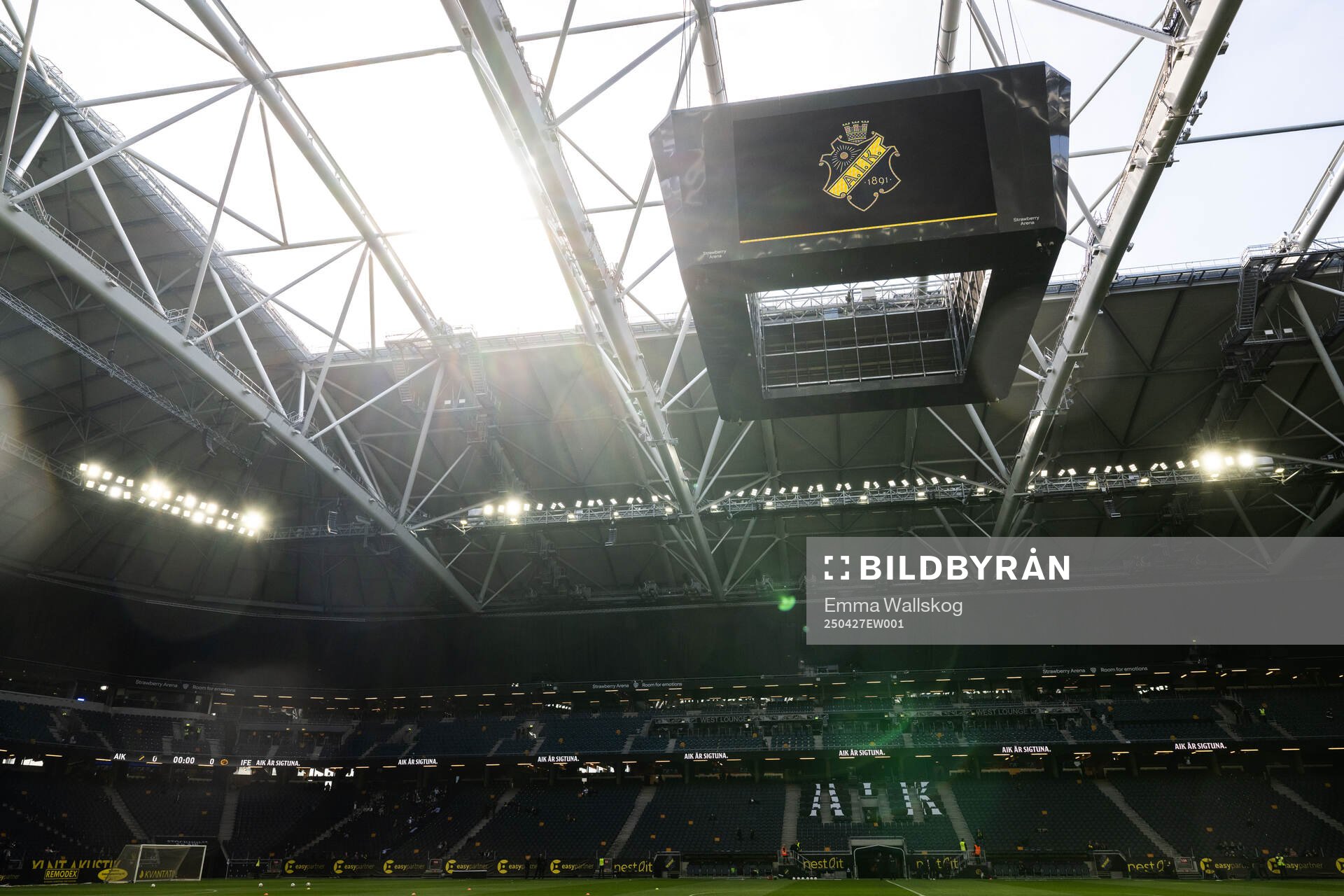 Interiör vy över Strawberry Arena