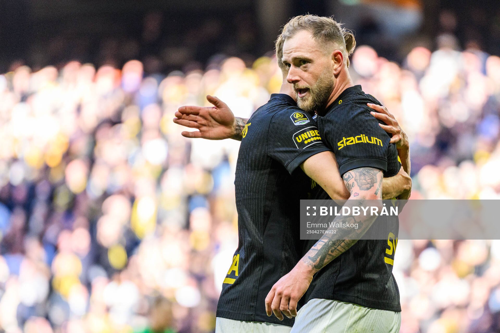 AIKs Anton Salétros och John Guidetti jublar