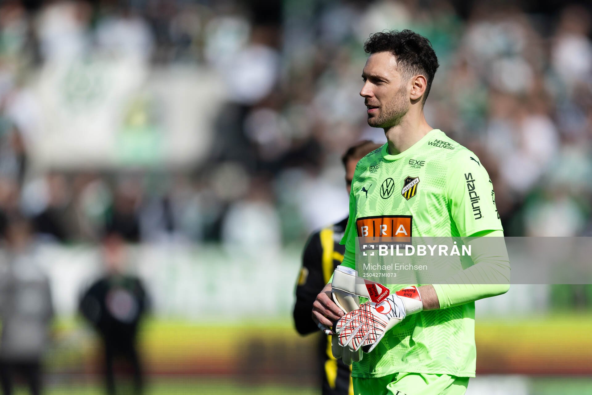 Häckens målvakt Etrit Berisha efter fotbollsmatchen i Allsvenskan mellan Häcken och Hammarby den 27 april 2025 i Göteborg. 