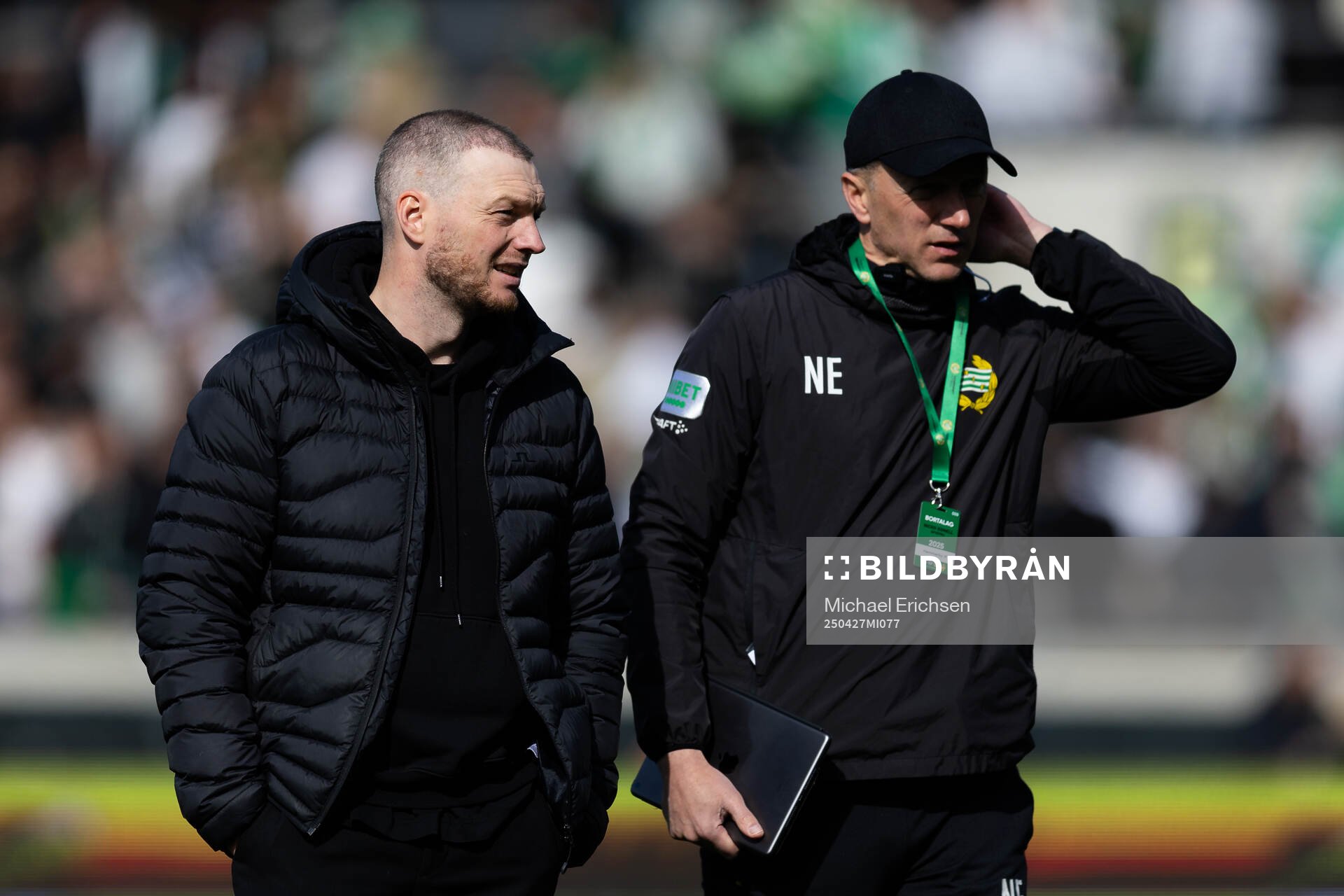Hammarbys tränare Kim Hellberg  efter  fotbollsmatchen i Allsvenskan mellan Häcken och Hammarby den 27 april 2025 i Göteborg. 