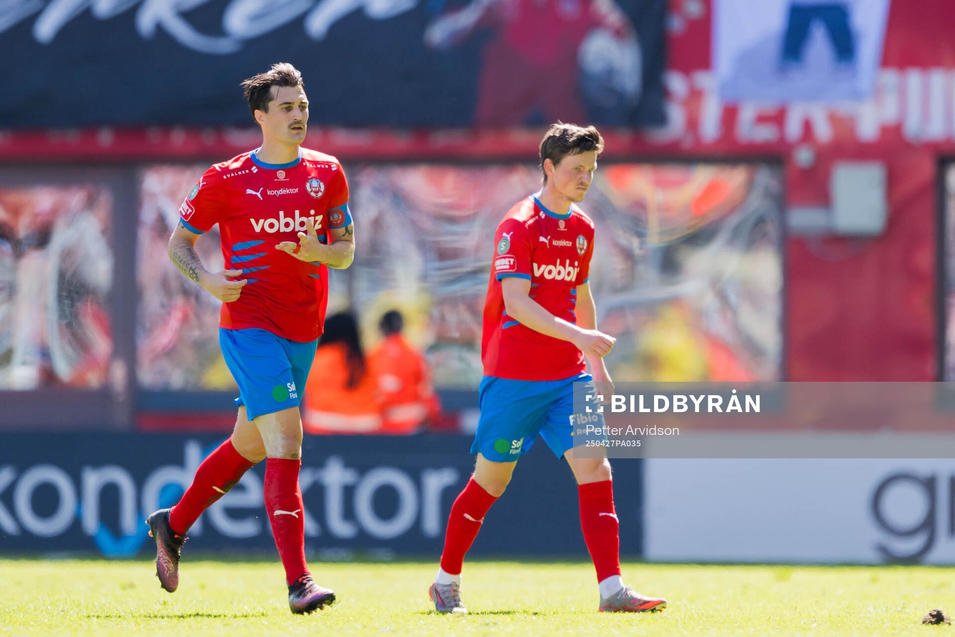Helsingborgs Jon Birkfeldt och Max Svensson deppar