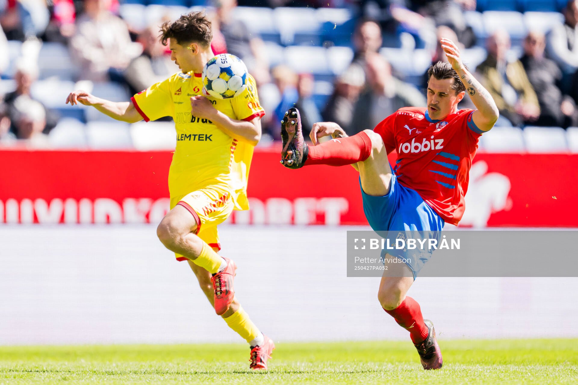 Kalmars Camil Jebara och Helsingborgs Jon Birkfeldt