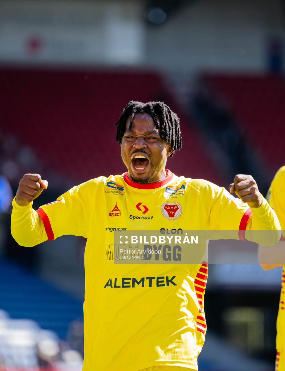 Kalmars Isaac Atanga jublar