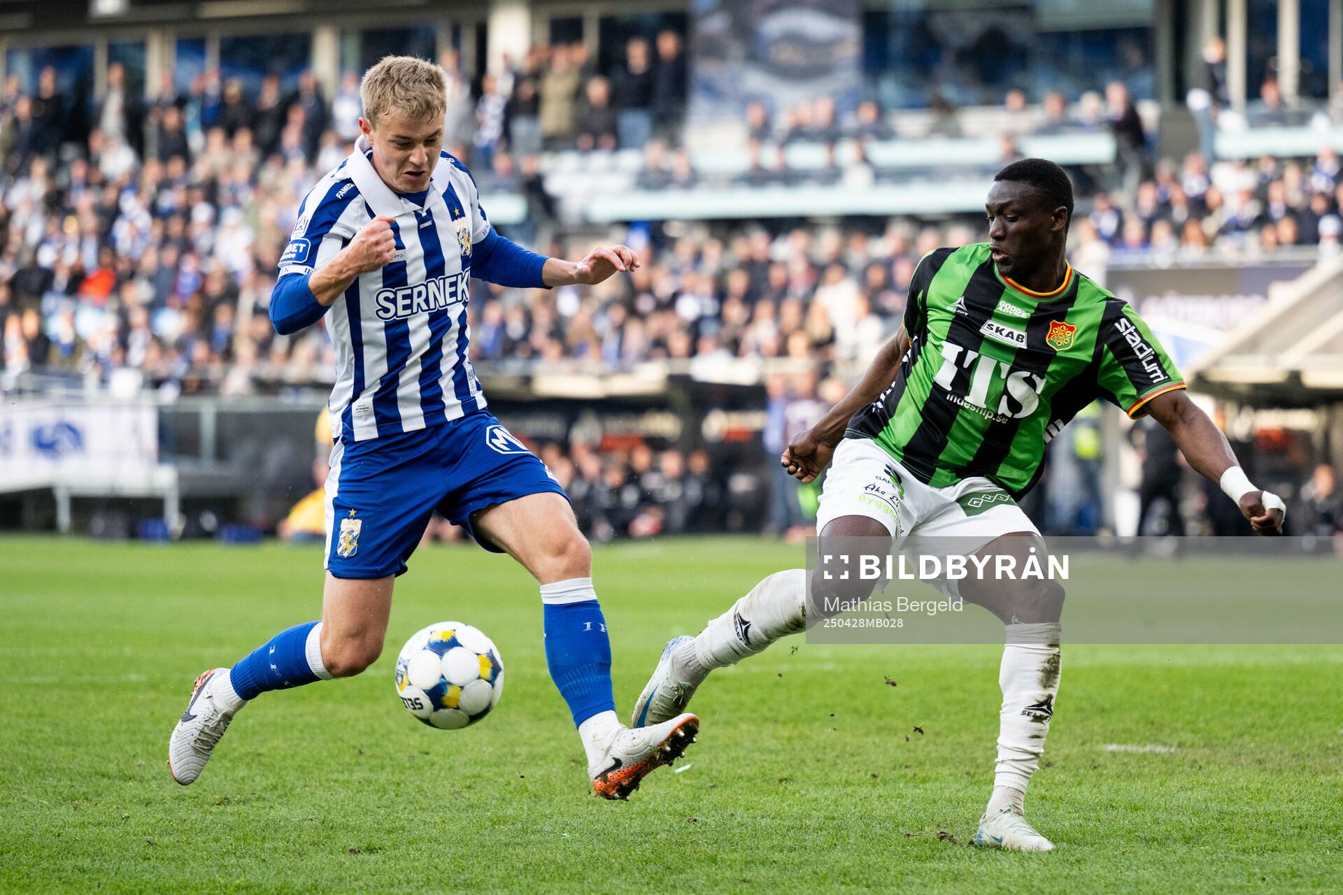 IFK Göteborgs David Kruse och GAIS Ibrahim Diabate