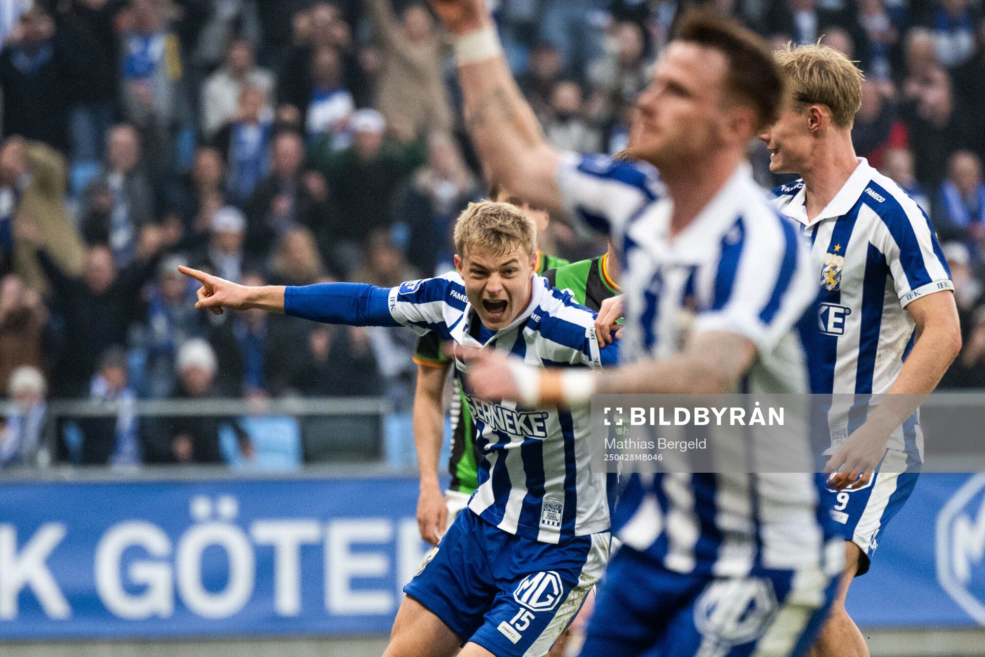 IFK Göteborgs David Kruse jublar efter 1-1 under fotbollsmatchen i Allsvenskan mellan IFK Göteborg och GAIS den 28 april 2025 i Göteborg.