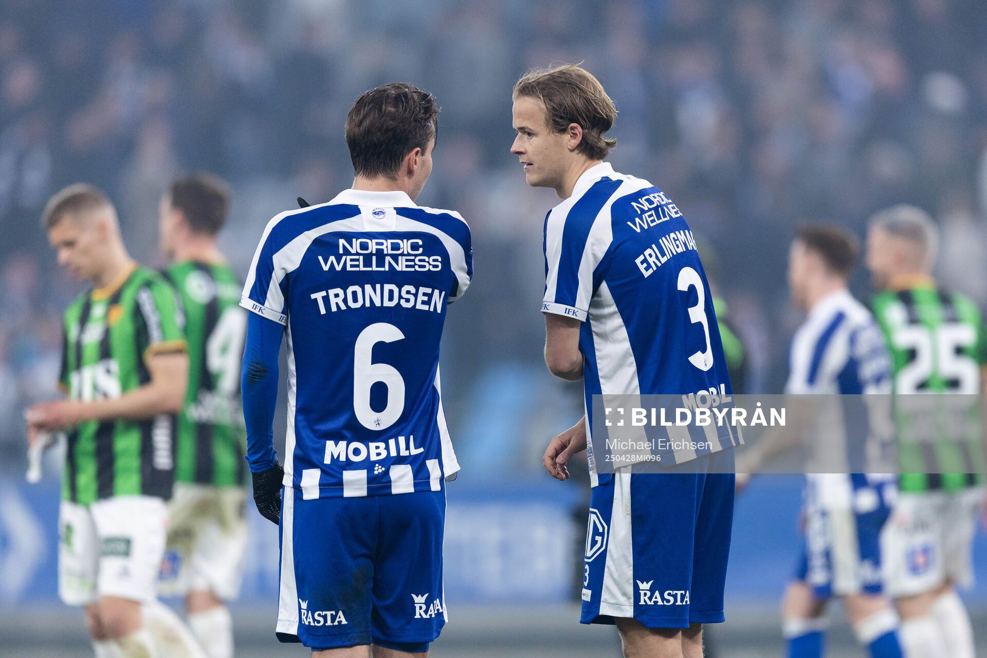 IFK Göteborgs Anders Trondsen och August Erlingmark efter fotbollsmatchen i Allsvenskan mellan IFK Göteborg och GAIS den 28 april 2025 i Göteborg.
