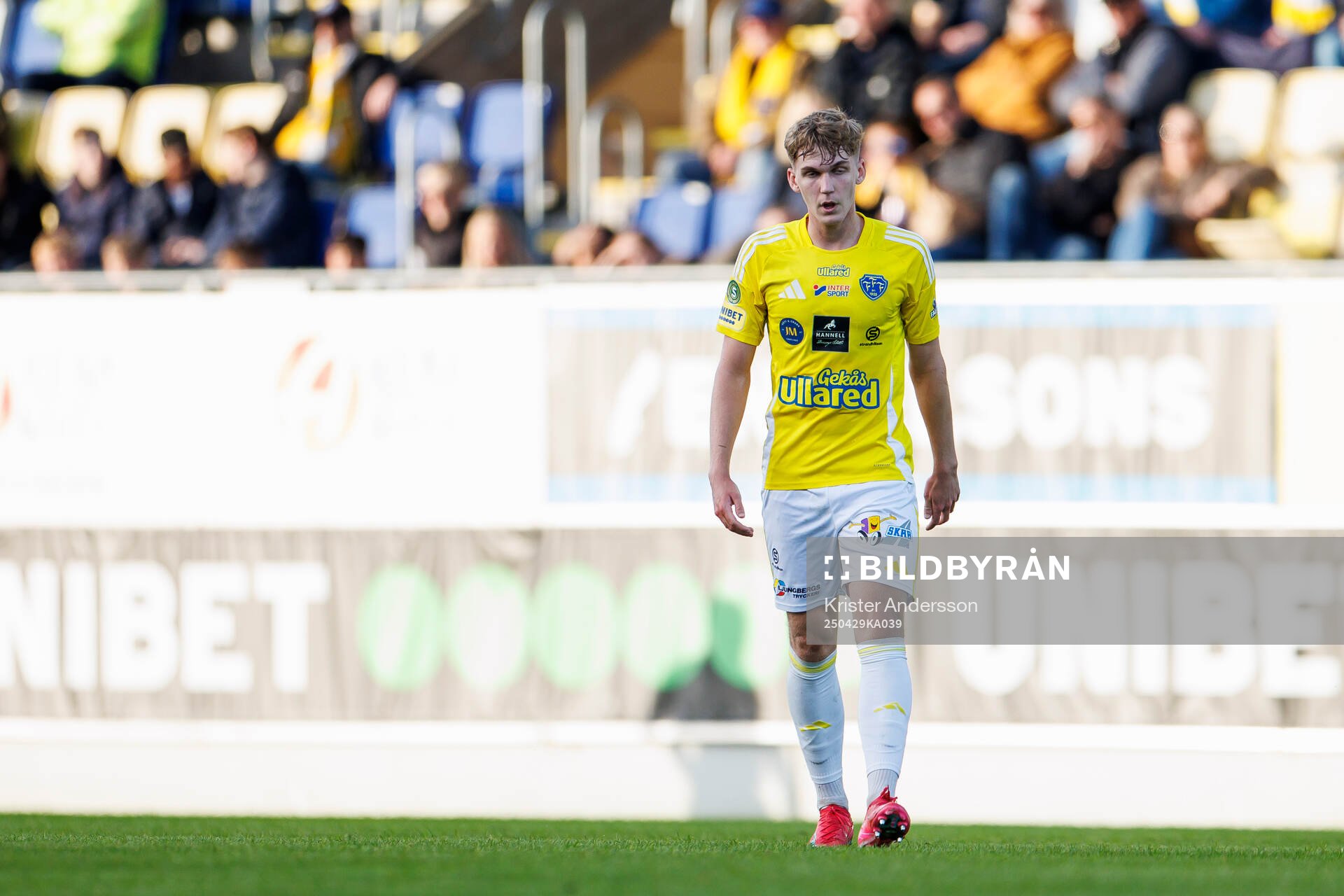 Falkenbergs Hampus Källström under fotbollsmatchen i Superettan mellan Falkenberg och Örebro den 29 april 2025 i Falkenberg. 
