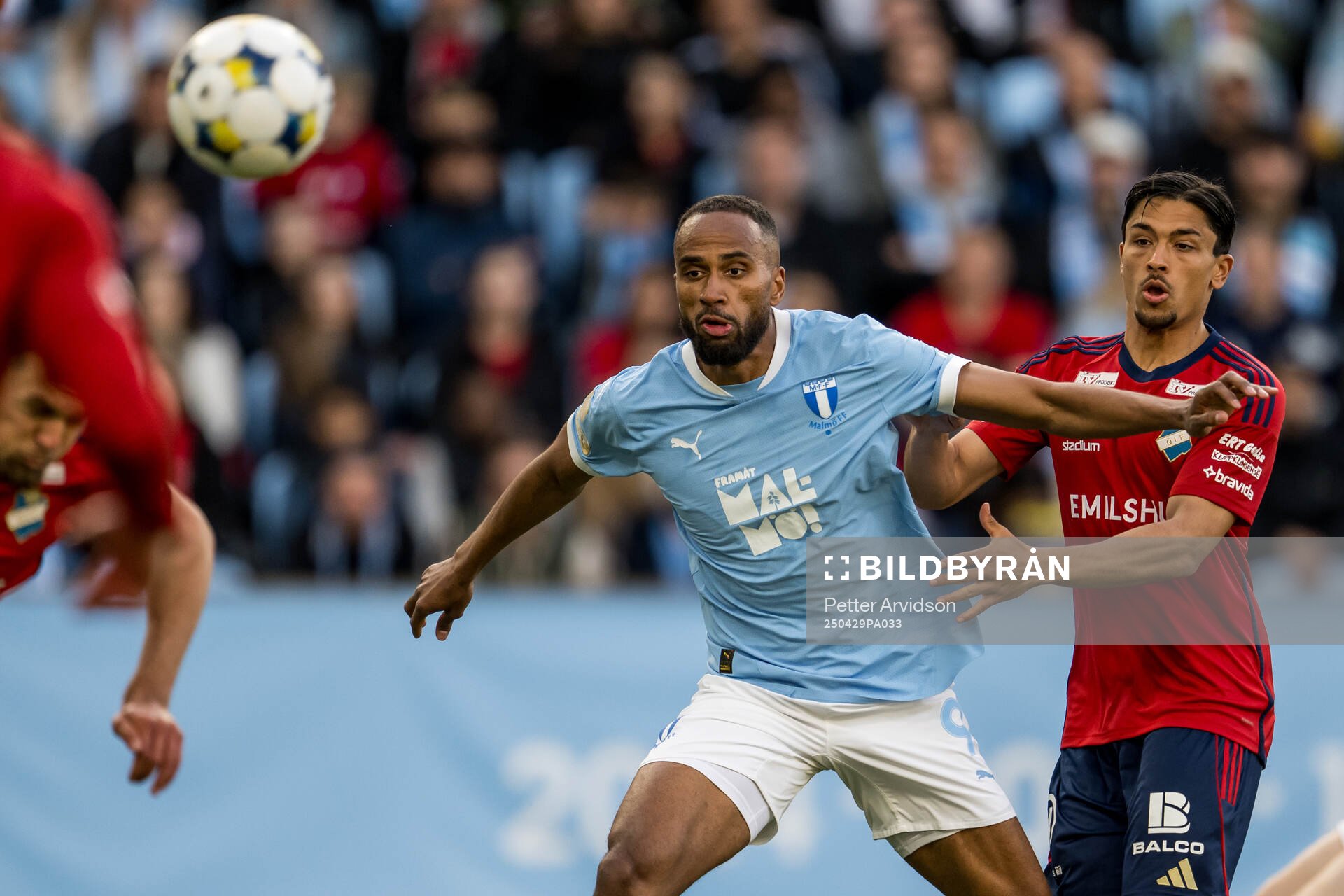 Malmö FFs Isaac Kiese Thelin och Östers Lukas Bergquist