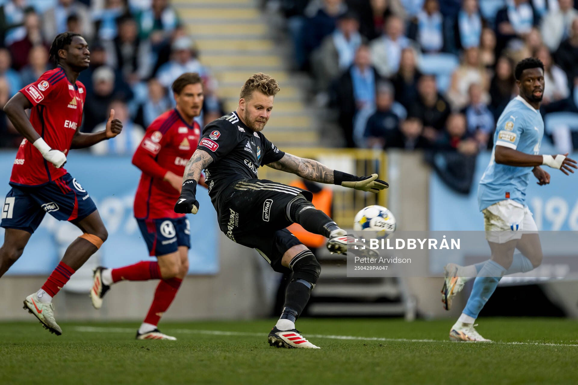 Östers målvakt Robin Wallinder
