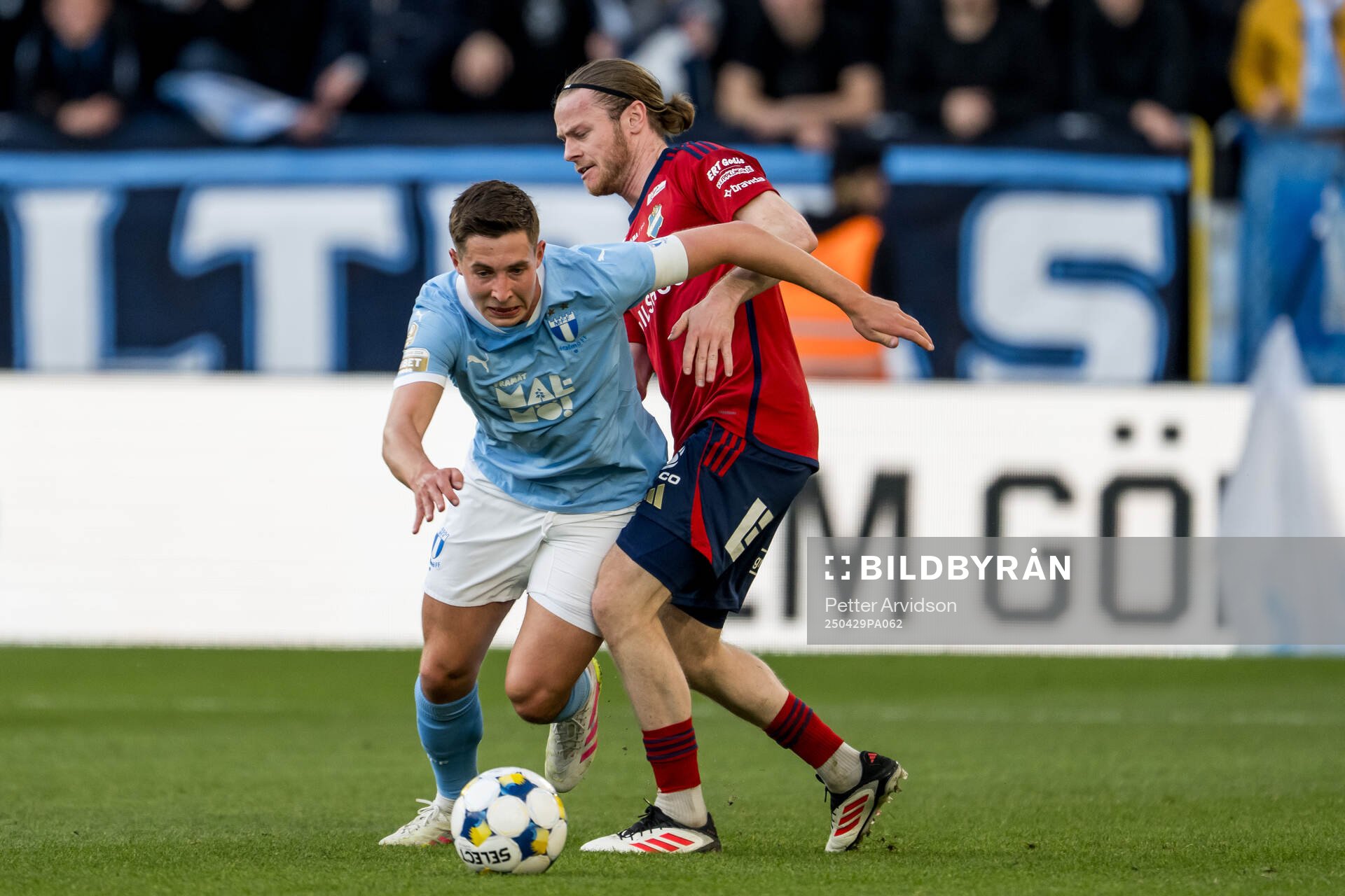 Malmö FFs Lasse Berg Johnsen och Östers Daniel Ljung