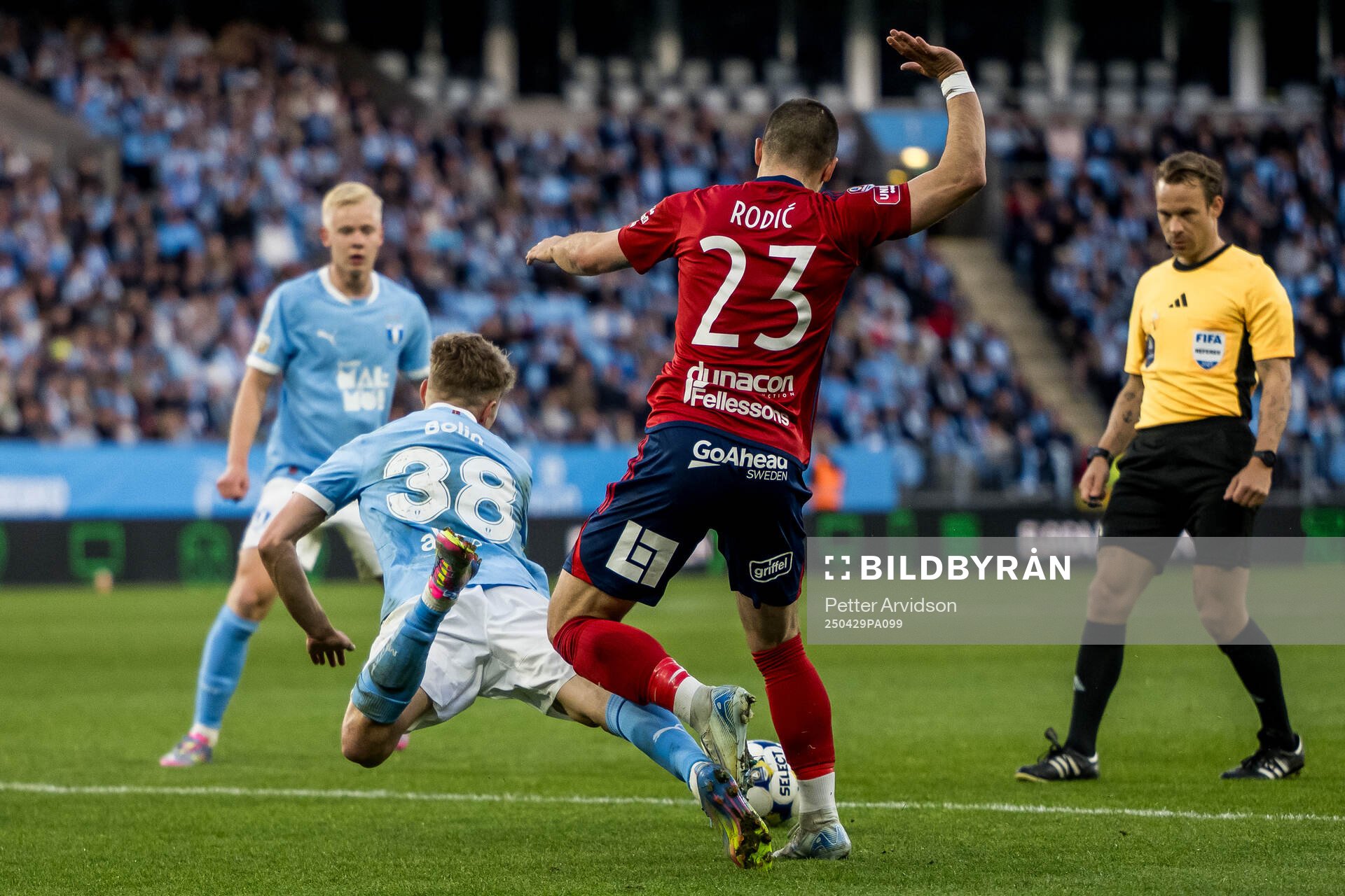 Malmö FFs Hugo Bolin och Östers Vladimir Rodic