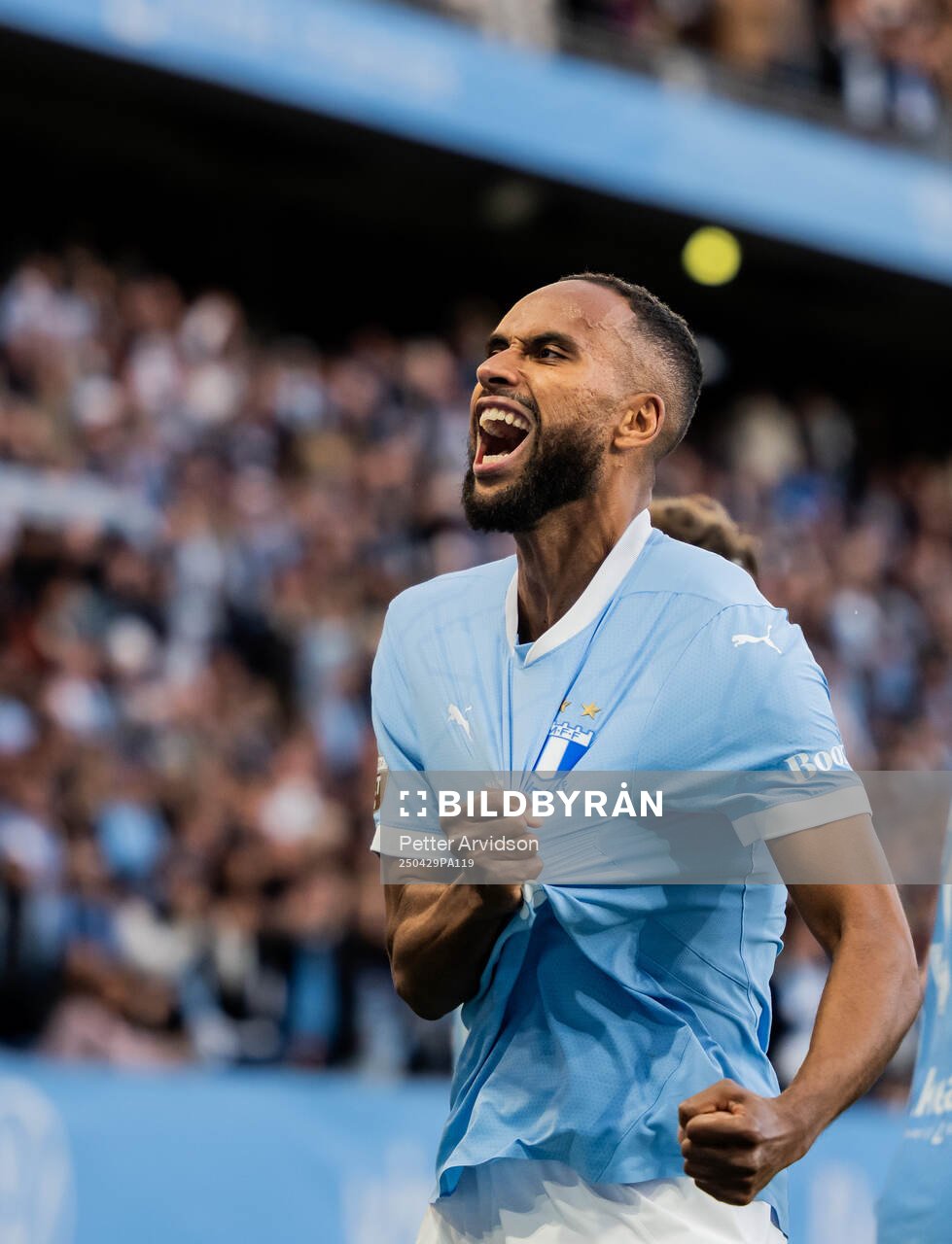Malmö FFs Isaac Kiese Thelin jublar