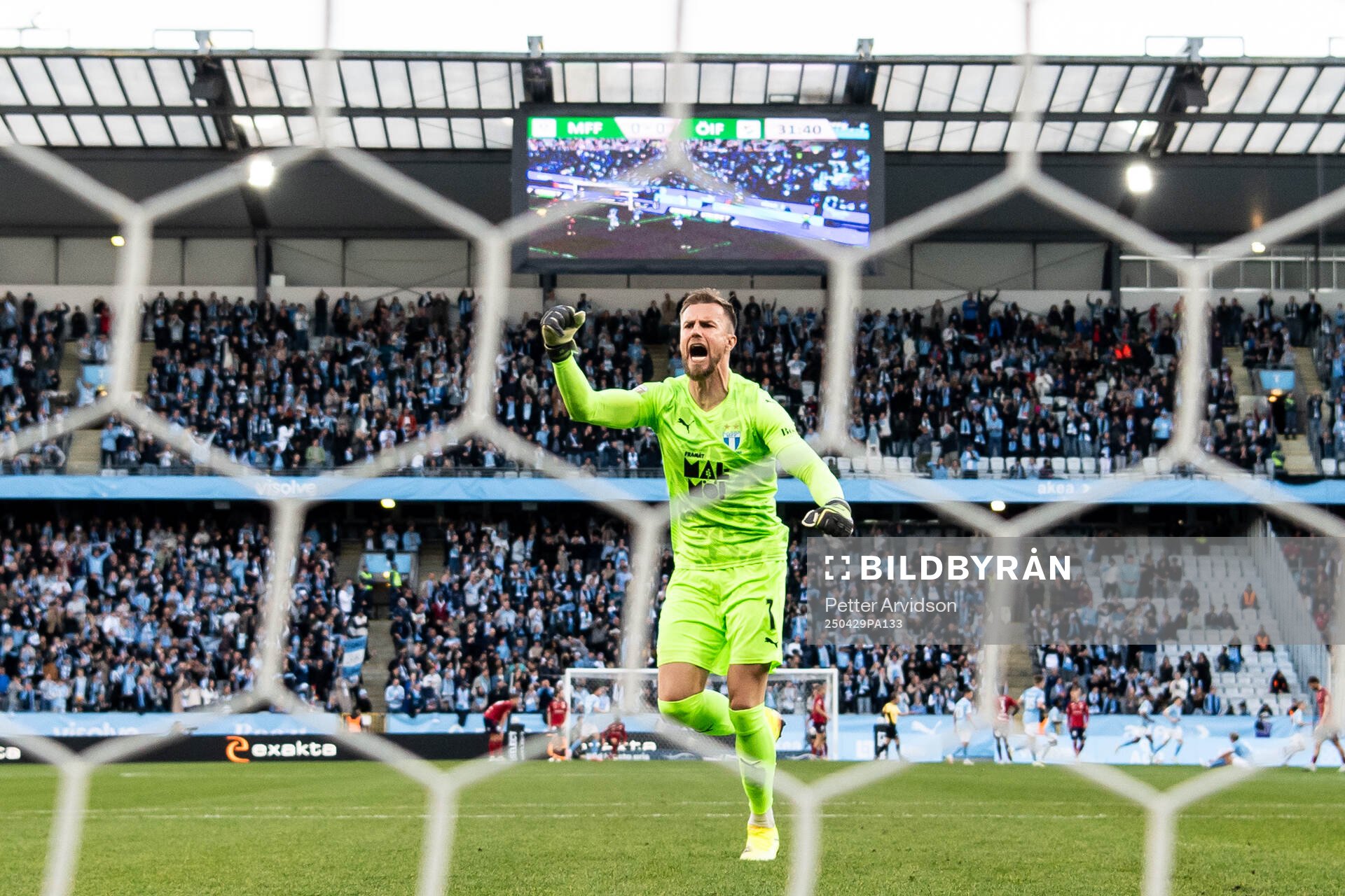 Malmö FFs målvakt Ricardo Friedrich jublar