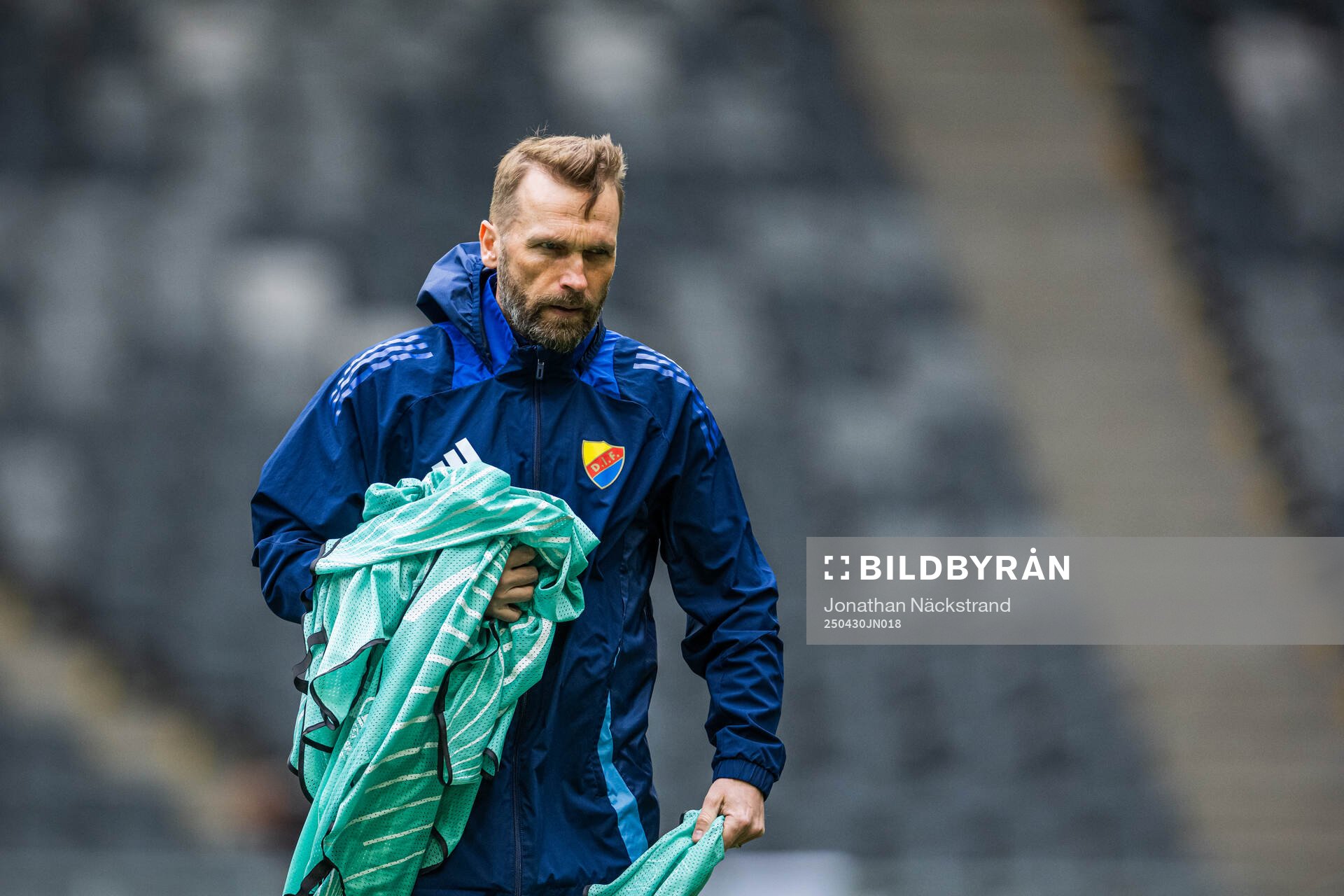 Head coach Jani Honkavaara during a training session with Djurgården on April 30, 2025 in Stockholm. 