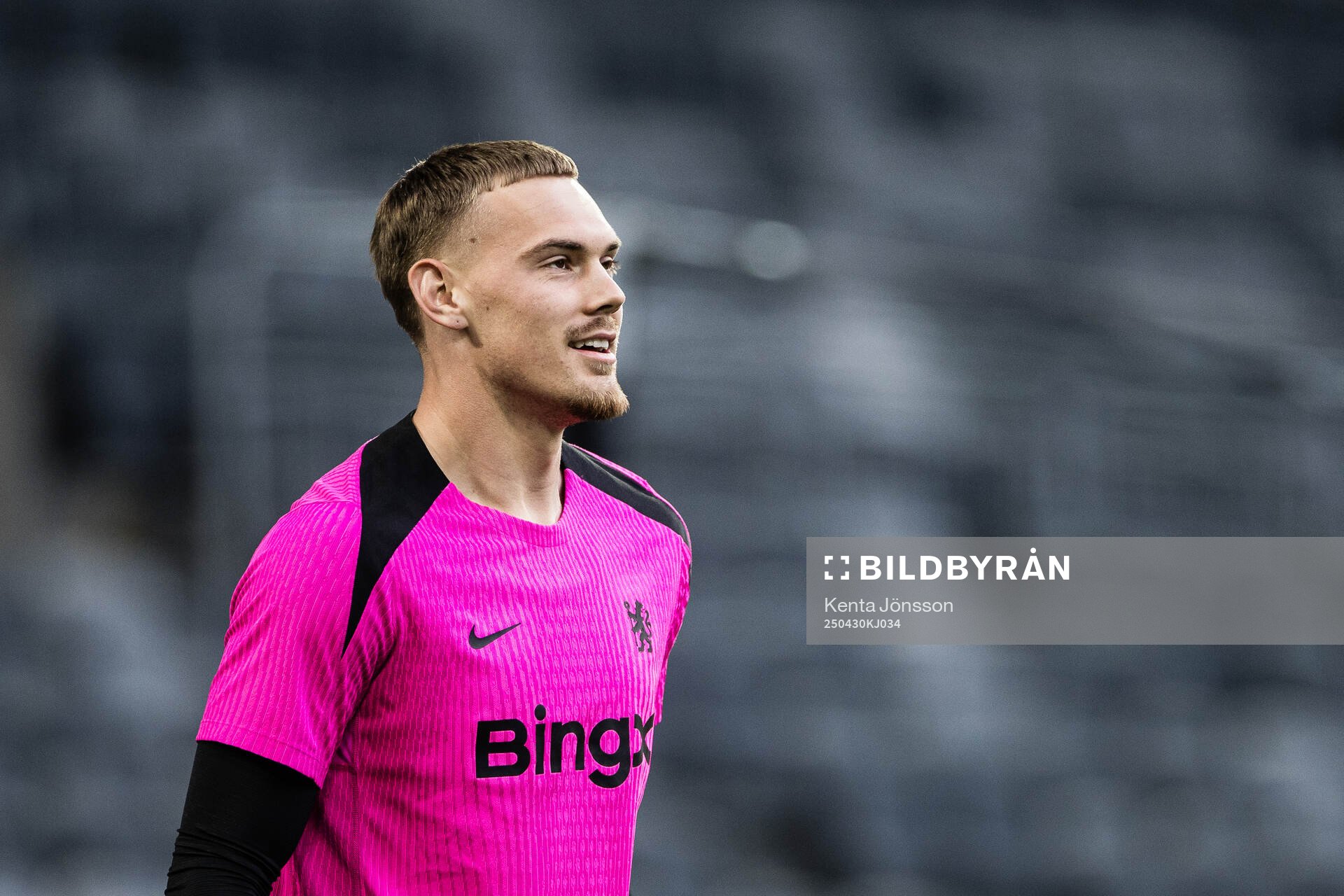 Goalkeeper Filip Jørgensen during a training session with Chelsea on April 30, 2025 in Stockholm. 
