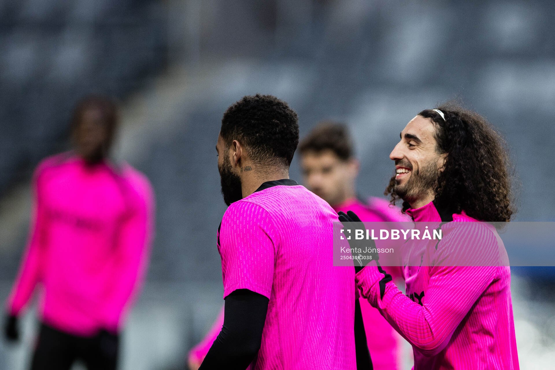 Reece James and Marc Cucurella during a training session with Chelsea on April 30, 2025 in Stockholm. 