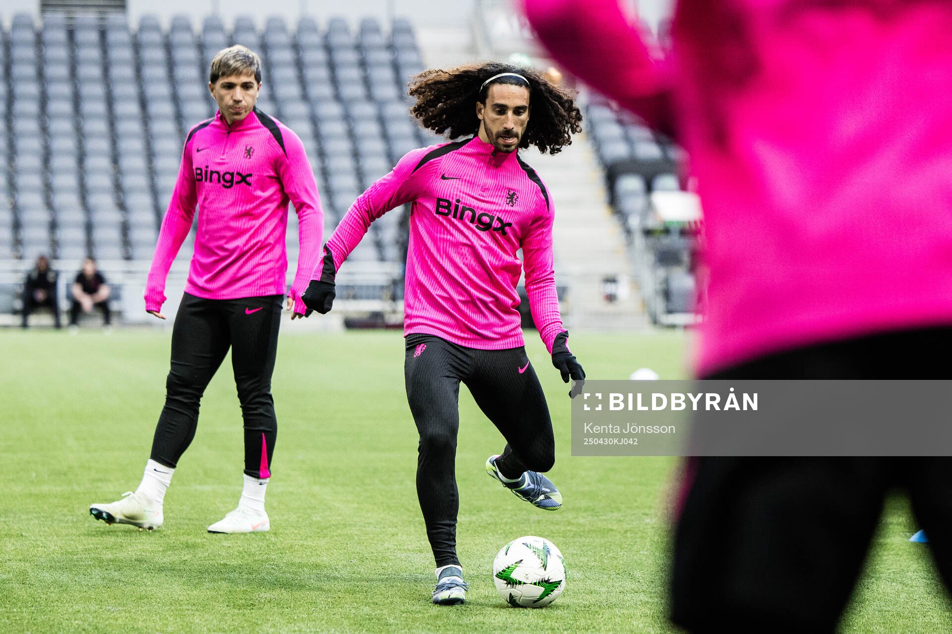 Marc Cucurella during a training session with Chelsea on April 30, 2025 in Stockholm. 