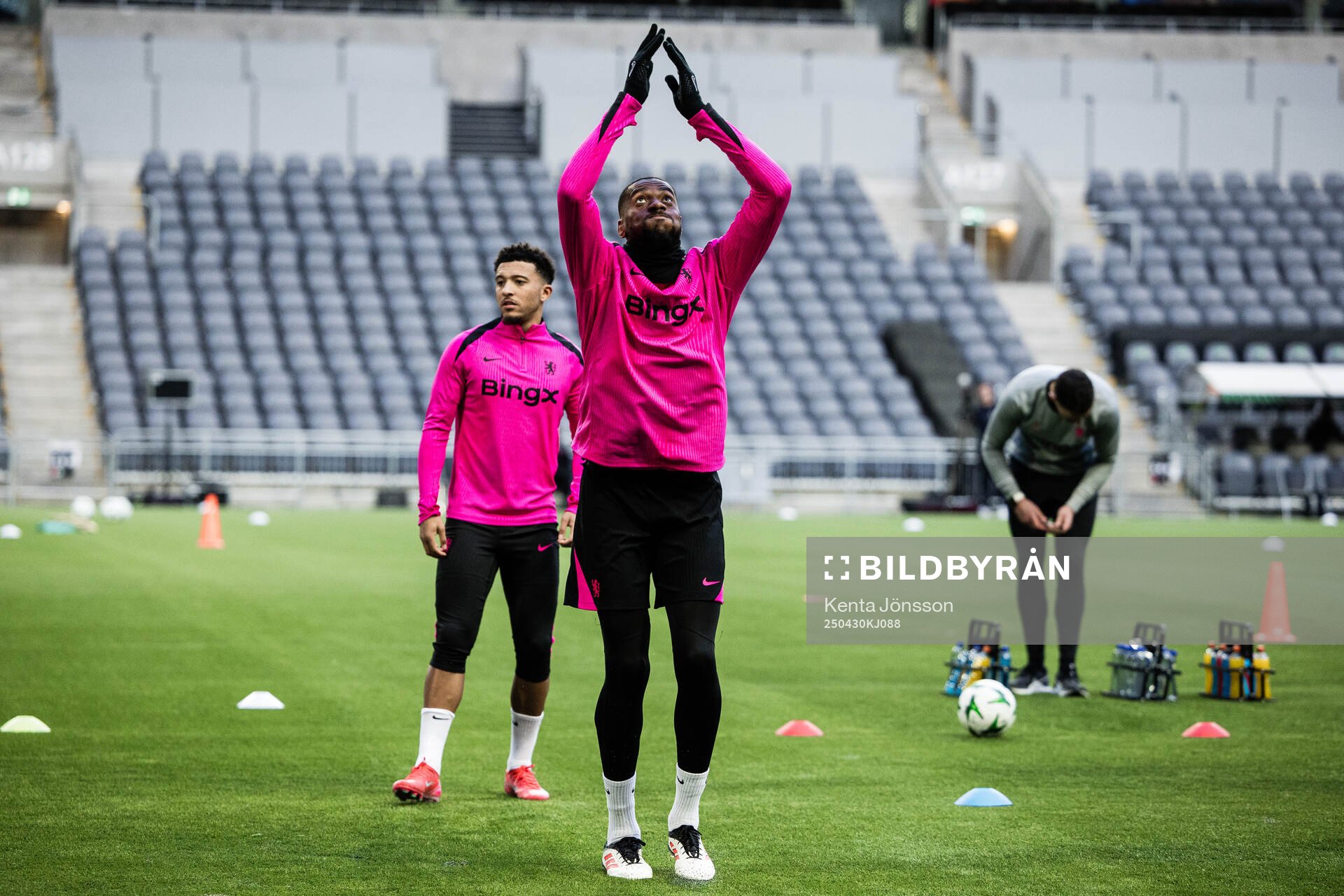 Tosin Adarabioyo during a training session with Chelsea on April 30, 2025 in Stockholm. 