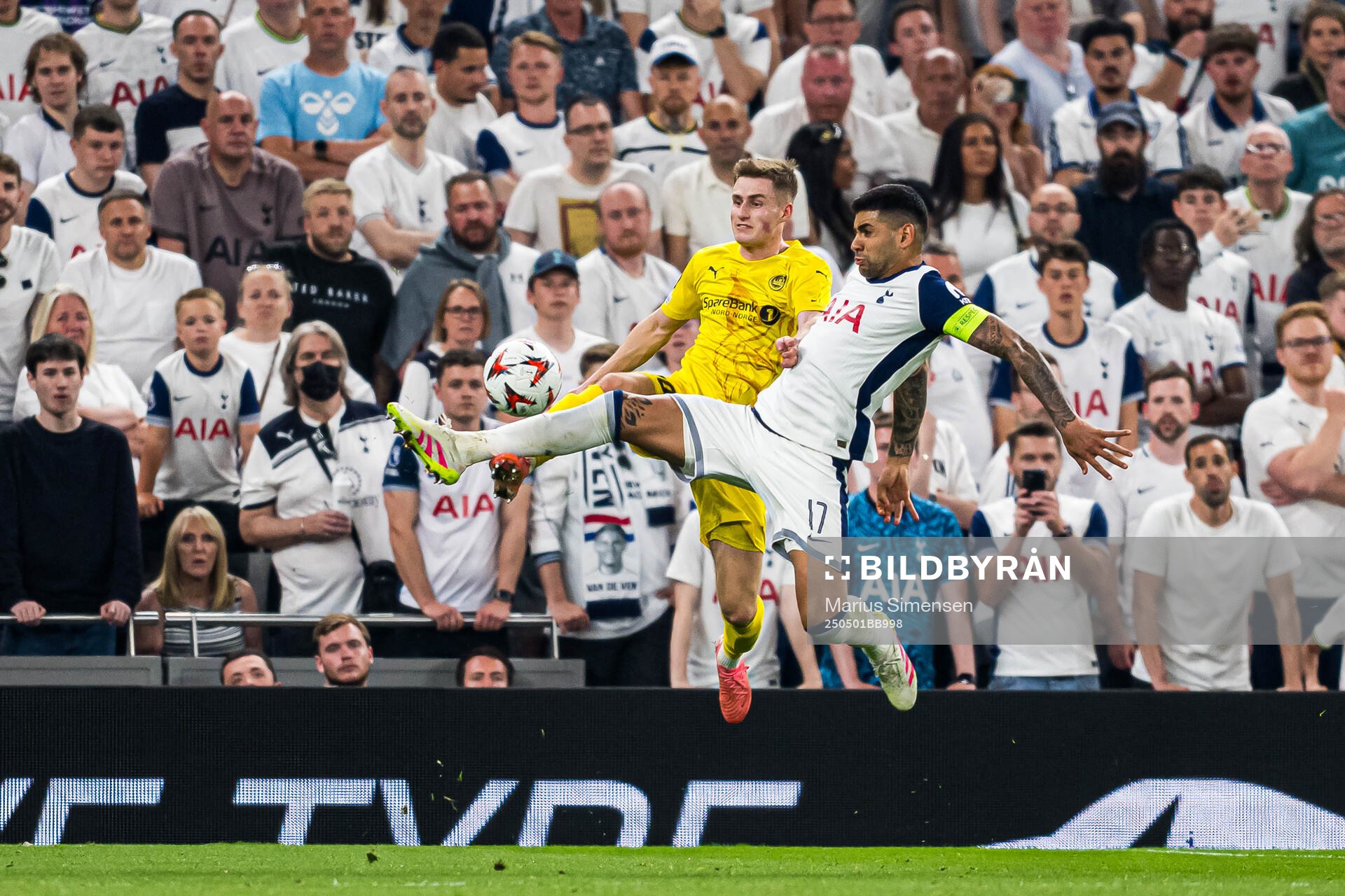 Fredrik Sjøvold of Bodø/Glimt and Cristian Romero of