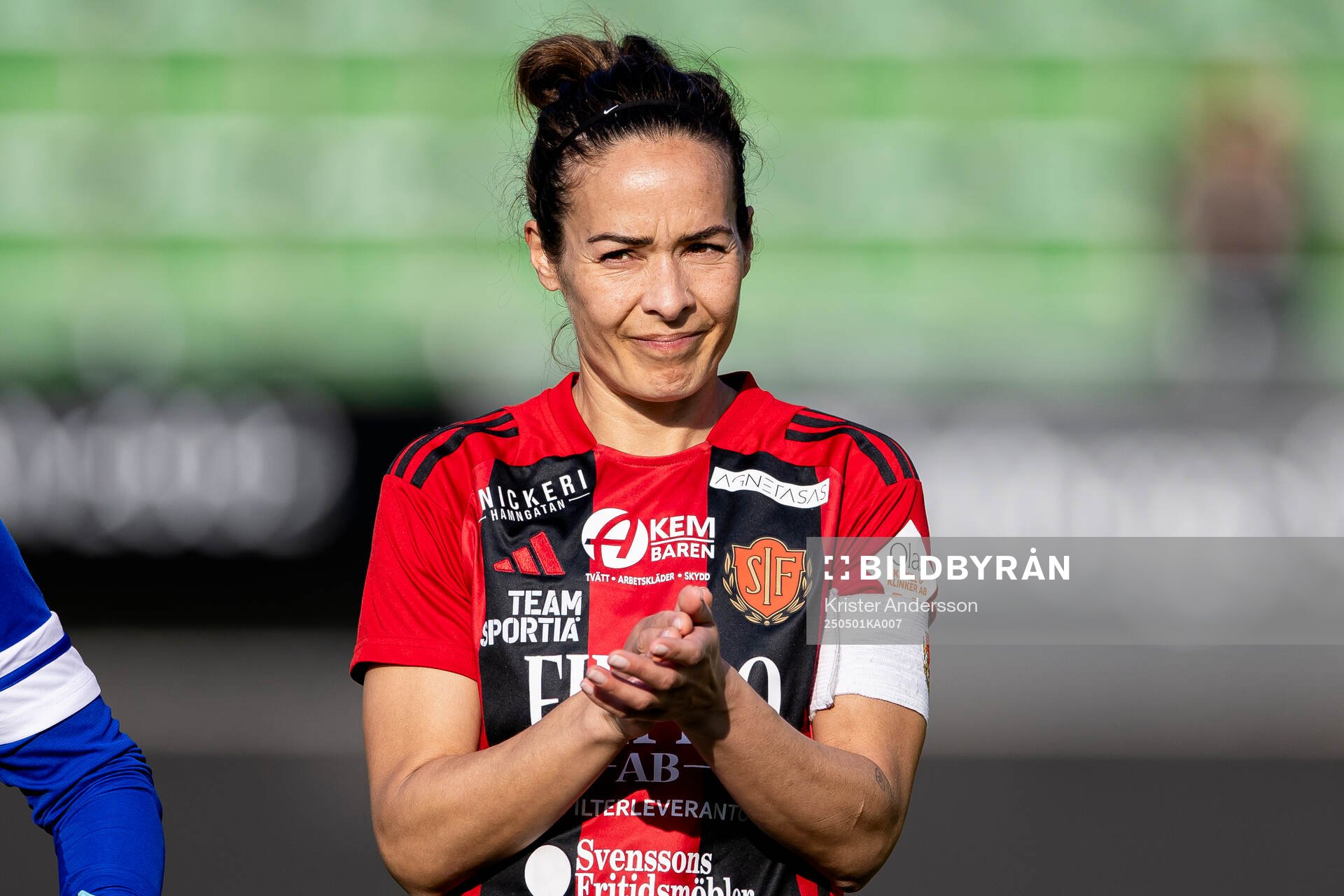Stafsinges Anneli Bengtsson inför fotbollsmatchen i Division 2 Västra Götaland mellan Varberg och Stafsinge den 1 maj 2025 i Varberg.