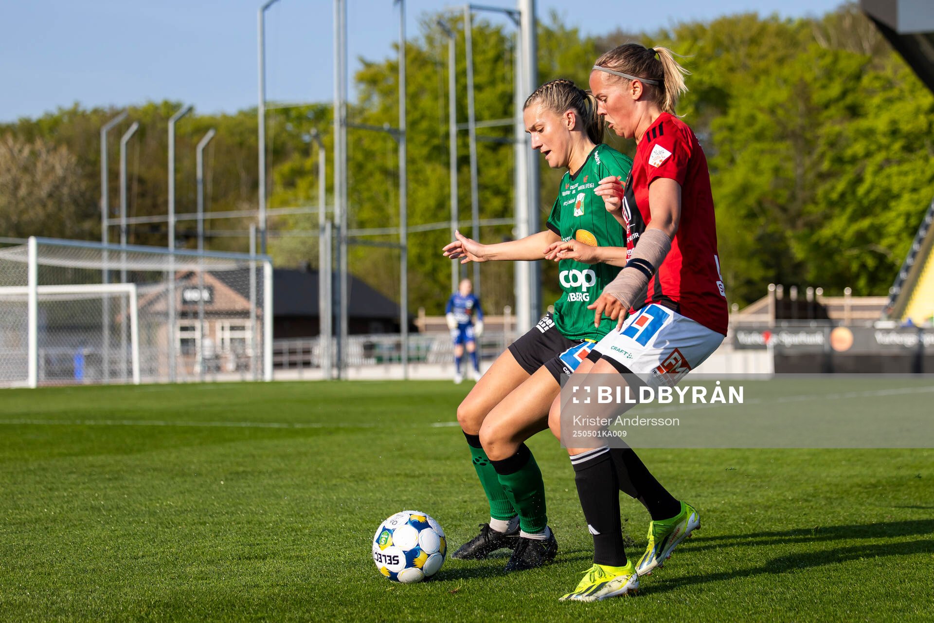 Varbergs Molly Qvarford och Stafsinges Julia Andersson