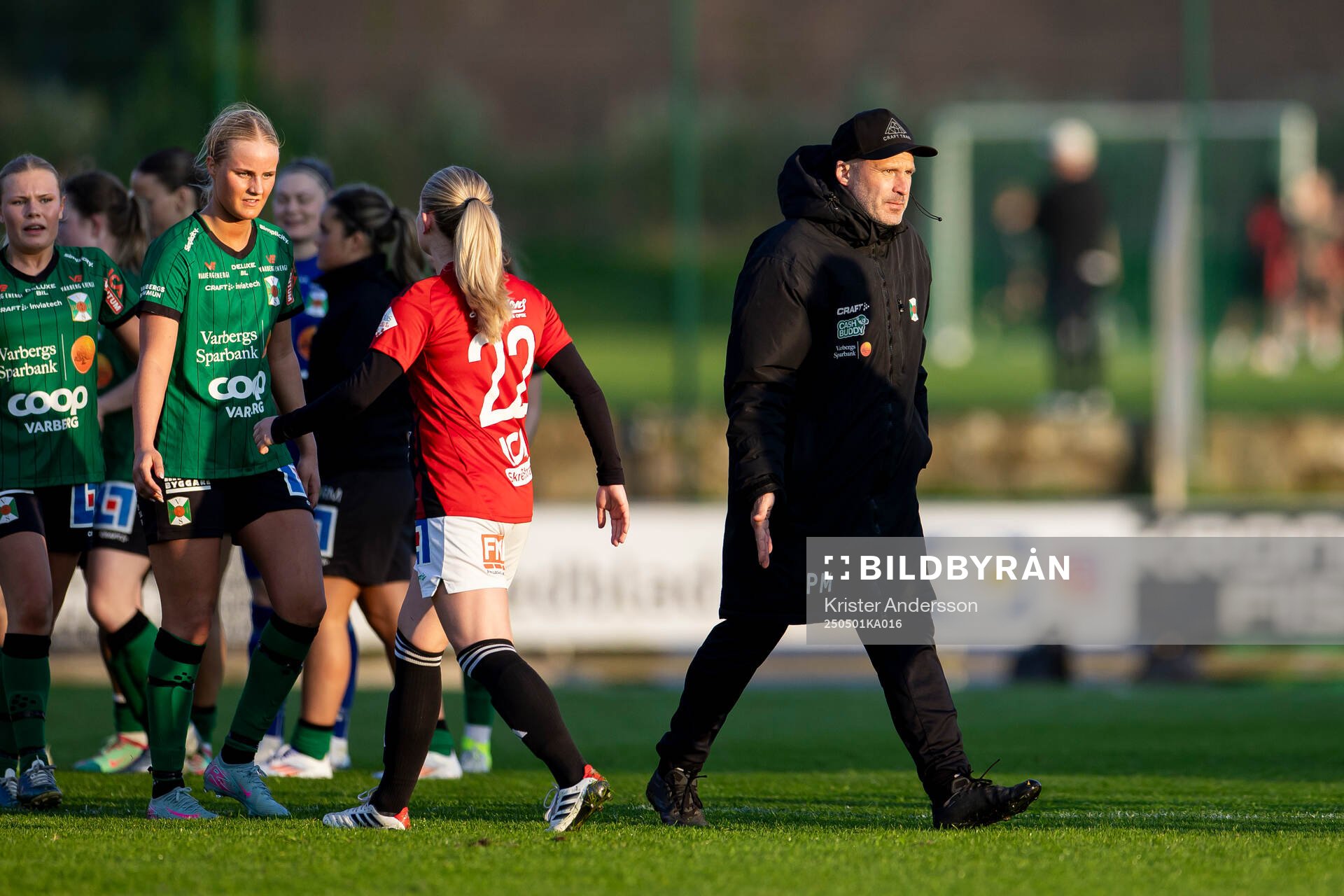 Varbergs tränare Pär Munther efter fotbollsmatchen i Division 2 Västra Götaland mellan Varberg och Stafsinge den 1 maj 2025 i Varberg.